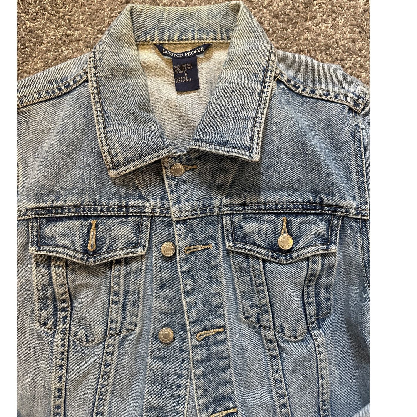 Boston Proper BOSTON PROPER Button Up Medium Wash Denim Jean Jacket Sze 6 Size M / US 6-8 / IT 42-44 - 2 Thumbnail