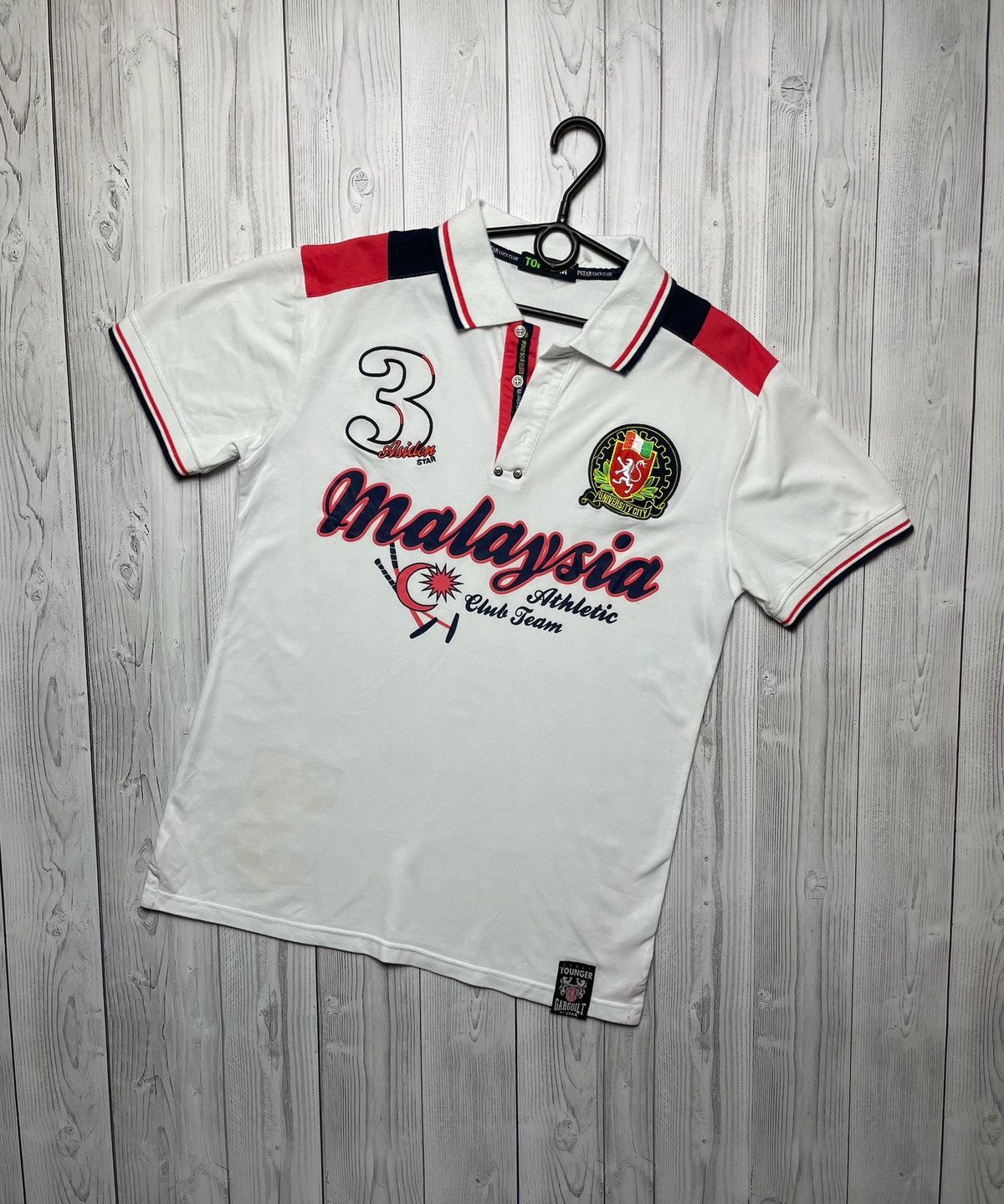 Vintage Vintage Malaysia polo big logo size M rare Size US M / EU 48-50 / 2 - 1 Thumbnail