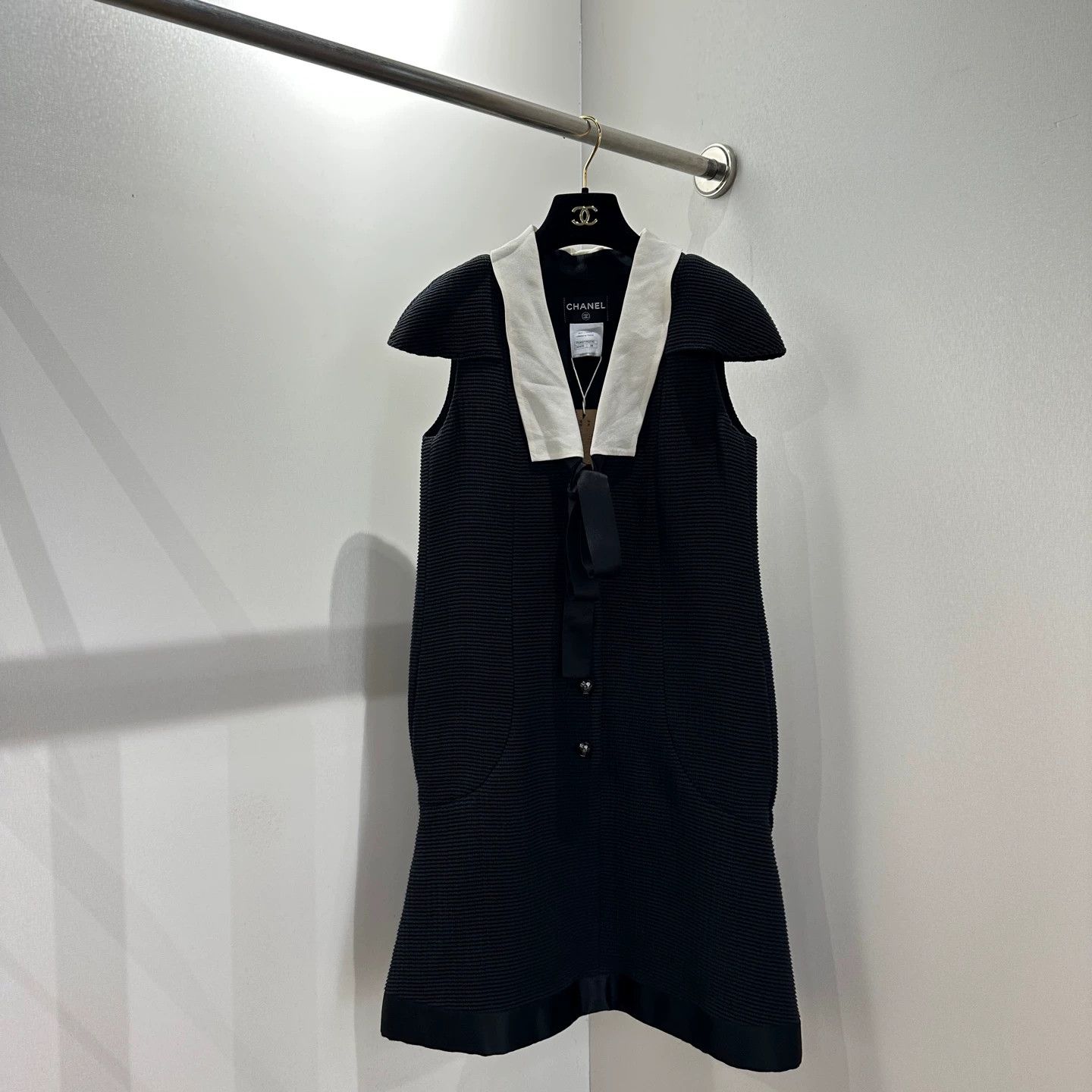 Chanel CHANEL may138 bow sleeveless dress 38 Size S / US 4 / IT 40 - 1 Thumbnail