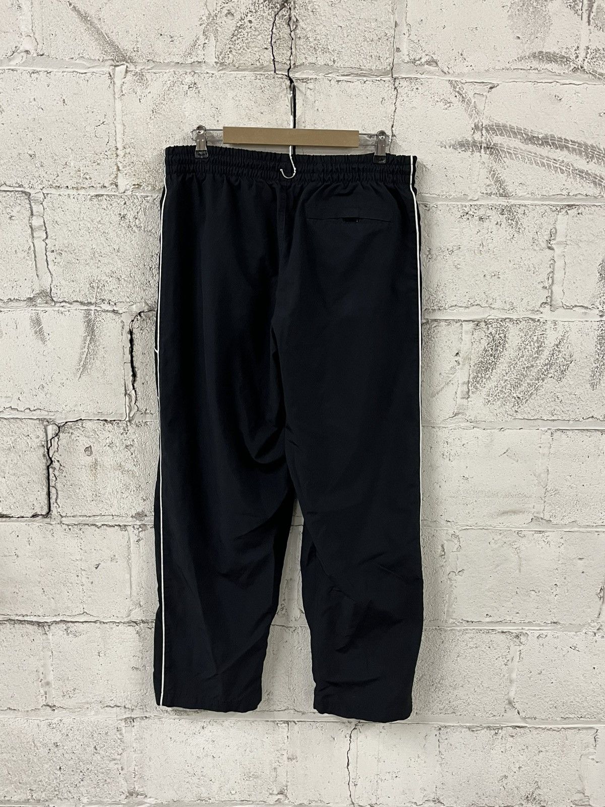 Nike Y2K baggy fit Nike track pants, streetwear hype rare Size US 34 / EU 50 - 6 Thumbnail