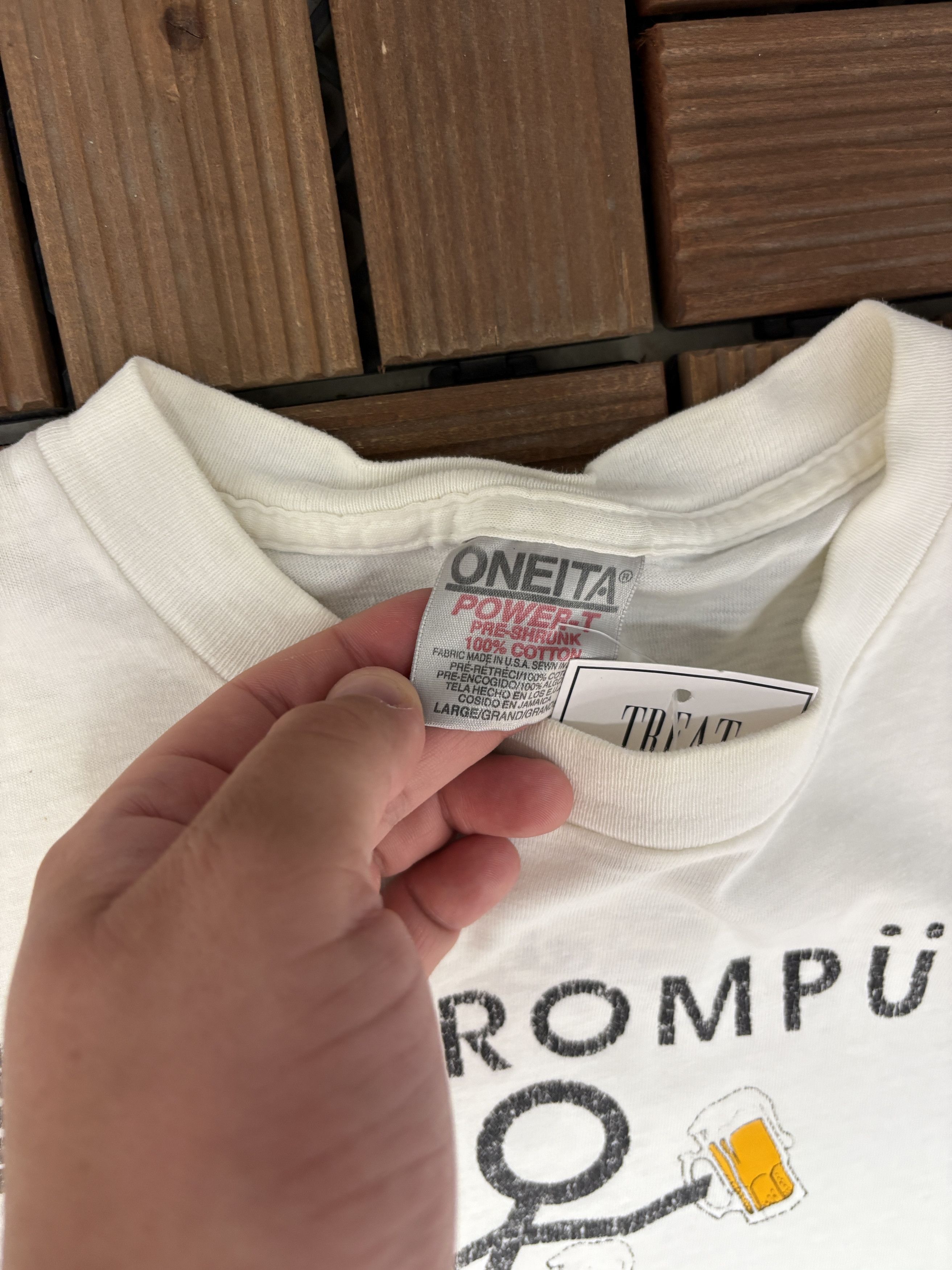 Vintage Farfrompüken Funny Alcohol Vintage White T-Shirt Tee Size US L / EU 52-54 / 3 - 5 Thumbnail