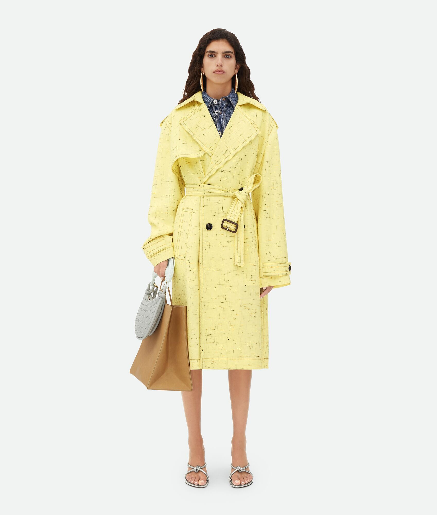 Bottega Veneta o1bcso1str0725 Textured Criss-Cross Viscose Silk Coat Size S / US 4 / IT 40 - 1 Thumbnail