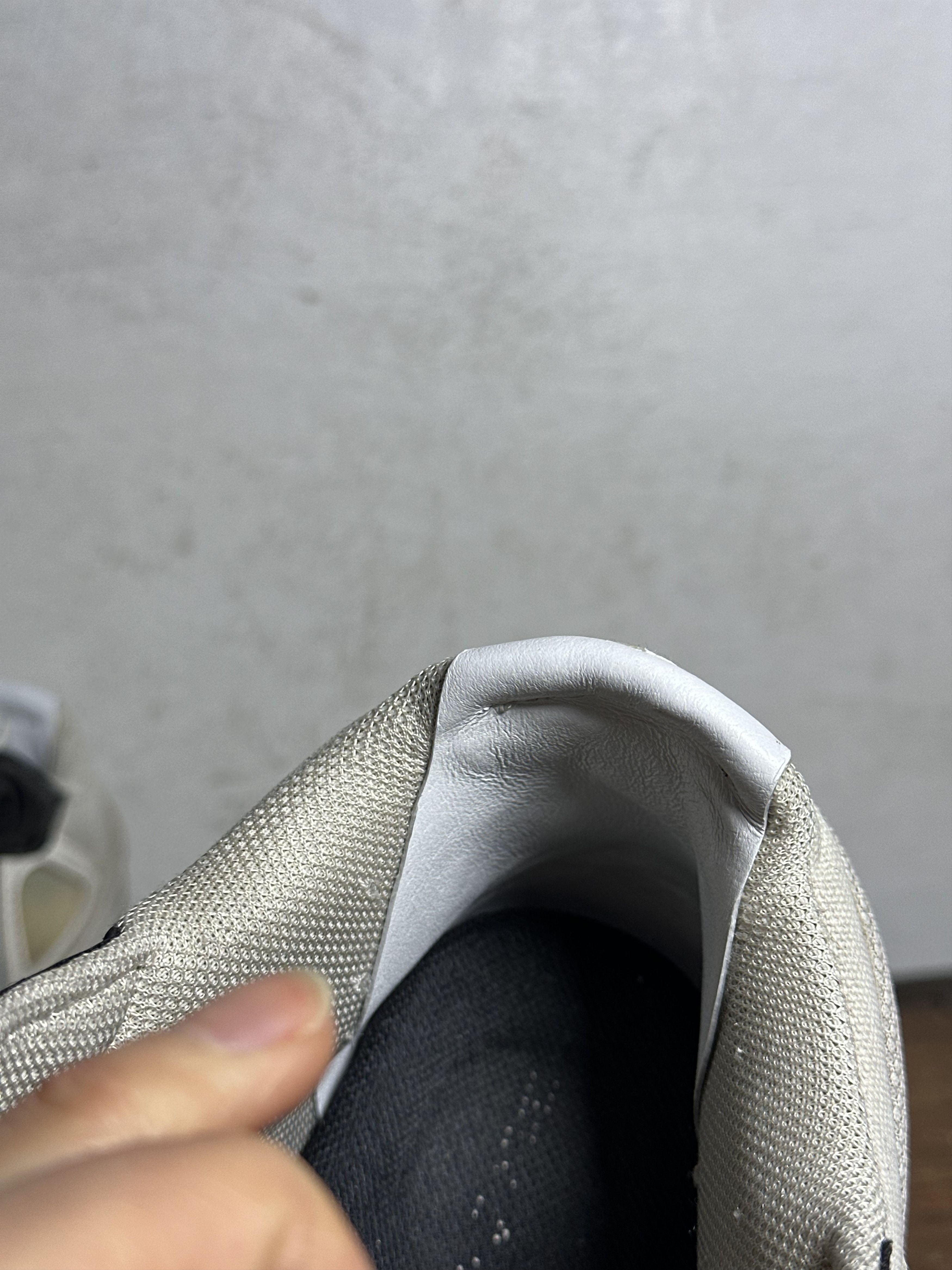 Adidas × Raf Simons Adidas by Raf Simons Ozweego 3 Cream White Sneakers Size US 10.5 / EU 43-44 - 12 Thumbnail