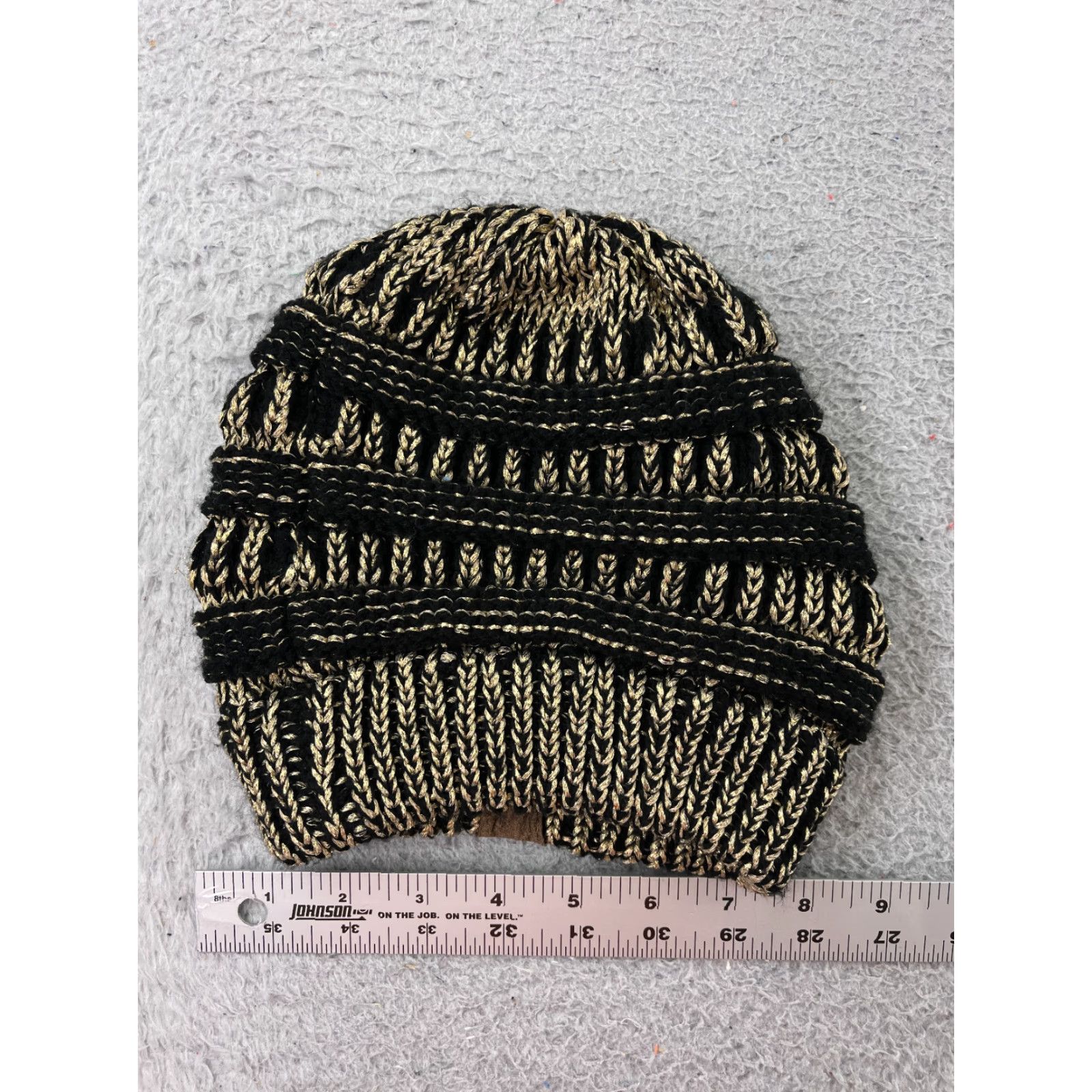 Vintage C.C Exclusive Beanie Toque Womens One Size Gray Knit Glitter Acrylic Ski Hat/Cap Beanie Womens Ski Decade? Size ONE SIZE - 4 Thumbnail