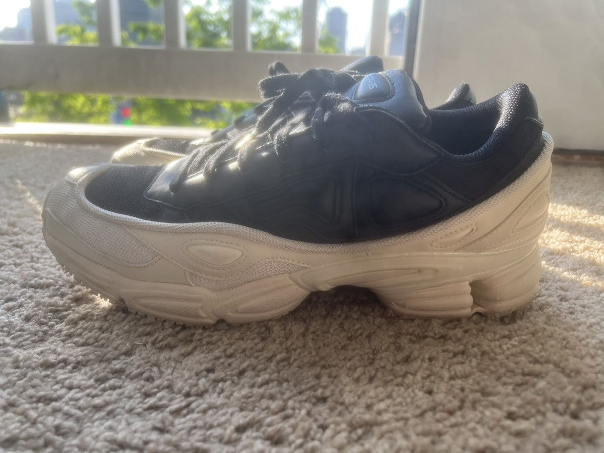 Raf Simons RAF Simons ozweego black/cream Size US 10 / EU 43 - 5 Thumbnail