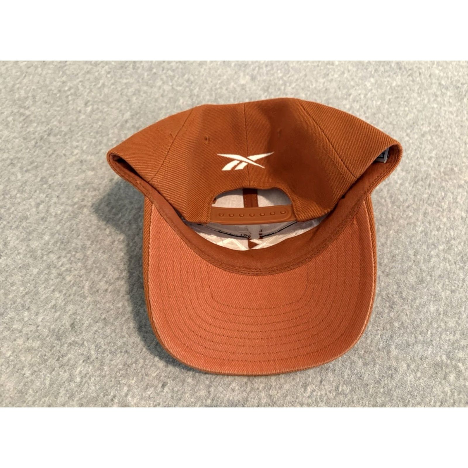 Reebok VINTAGE Reebok Hat Cap Wool Blend Texas Longhorns Snapback Orange One Size Men Baseball Cap Adjustable Football Hat Size ONE SIZE - 4 Thumbnail