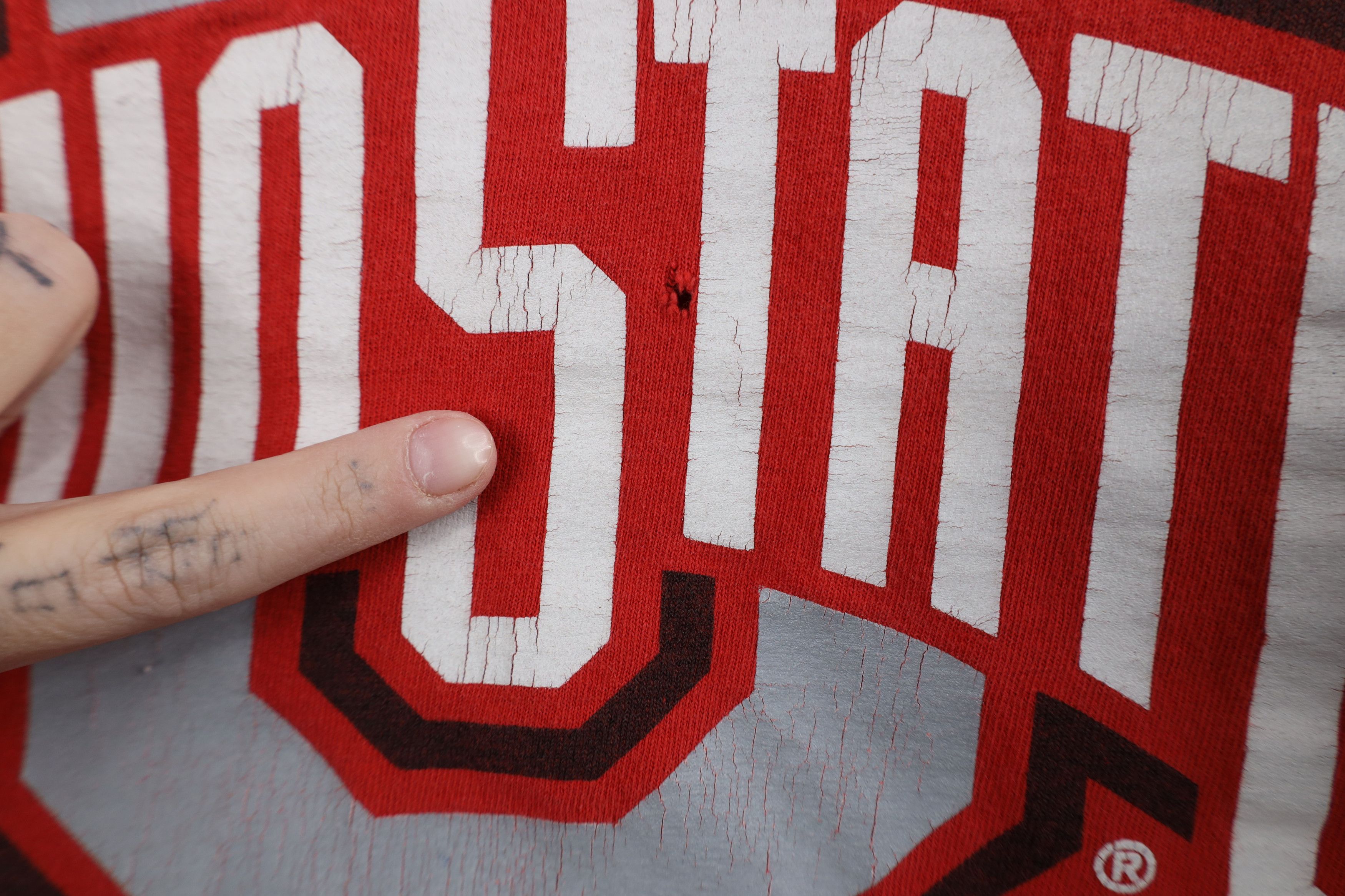 Vintage Vintage Y2K Ohio State University Long Sleeve T-Shirt Red Size US M / EU 48-50 / 2 - 5 Thumbnail
