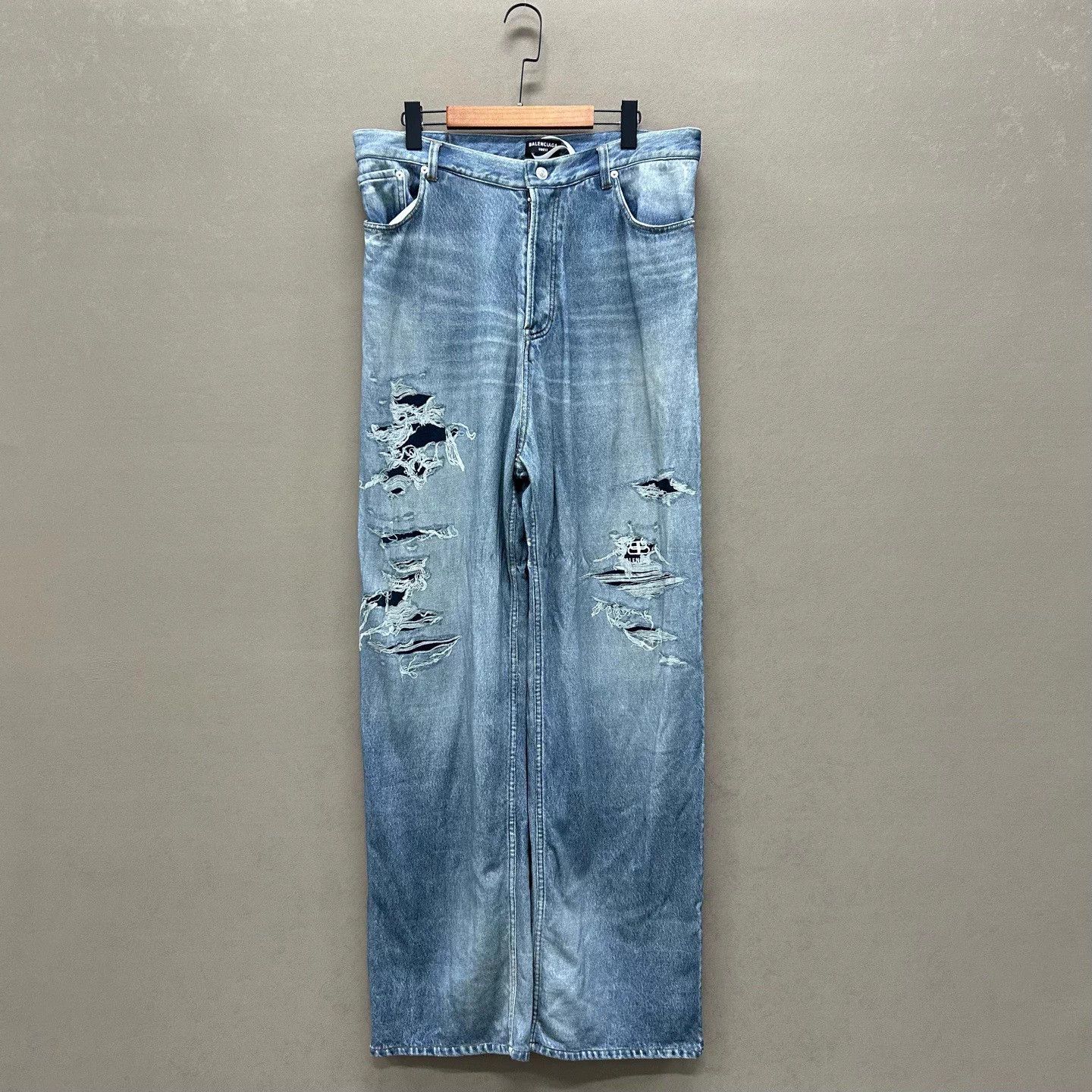 Balenciaga Balenciaga 3D Print Distressed Jeans S 99 New Size US 30 / EU 46 - 1 Thumbnail