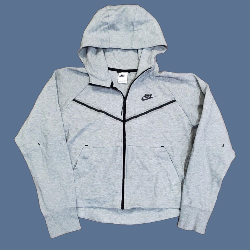 Nike VINTAGE Nike Tech Fleece Hoodie Womens Medium Gray Windrunner Full Zip CW4298-063 Size M / US 6-8 / IT 42-44 - 1 Thumbnail