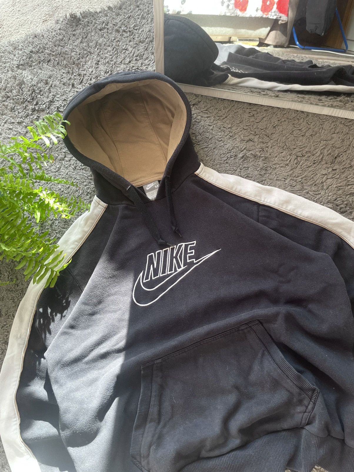 Nike × Vintage 00s Nike Vintage Hoodie Streetwear Big Logo Swoosh Rare Size US M / EU 48-50 / 2 - 3 Thumbnail