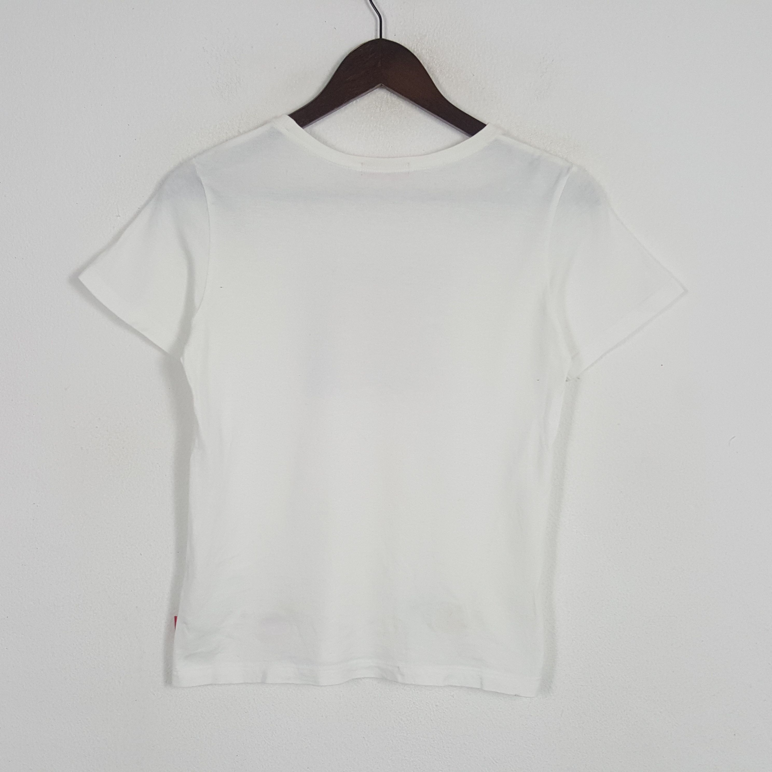 Barbara Kruger × Japanese Brand × Vintage Vintage Barbara Kruger Japanese Brand Tshirt Size S / US 4 / IT 40 - 3 Thumbnail