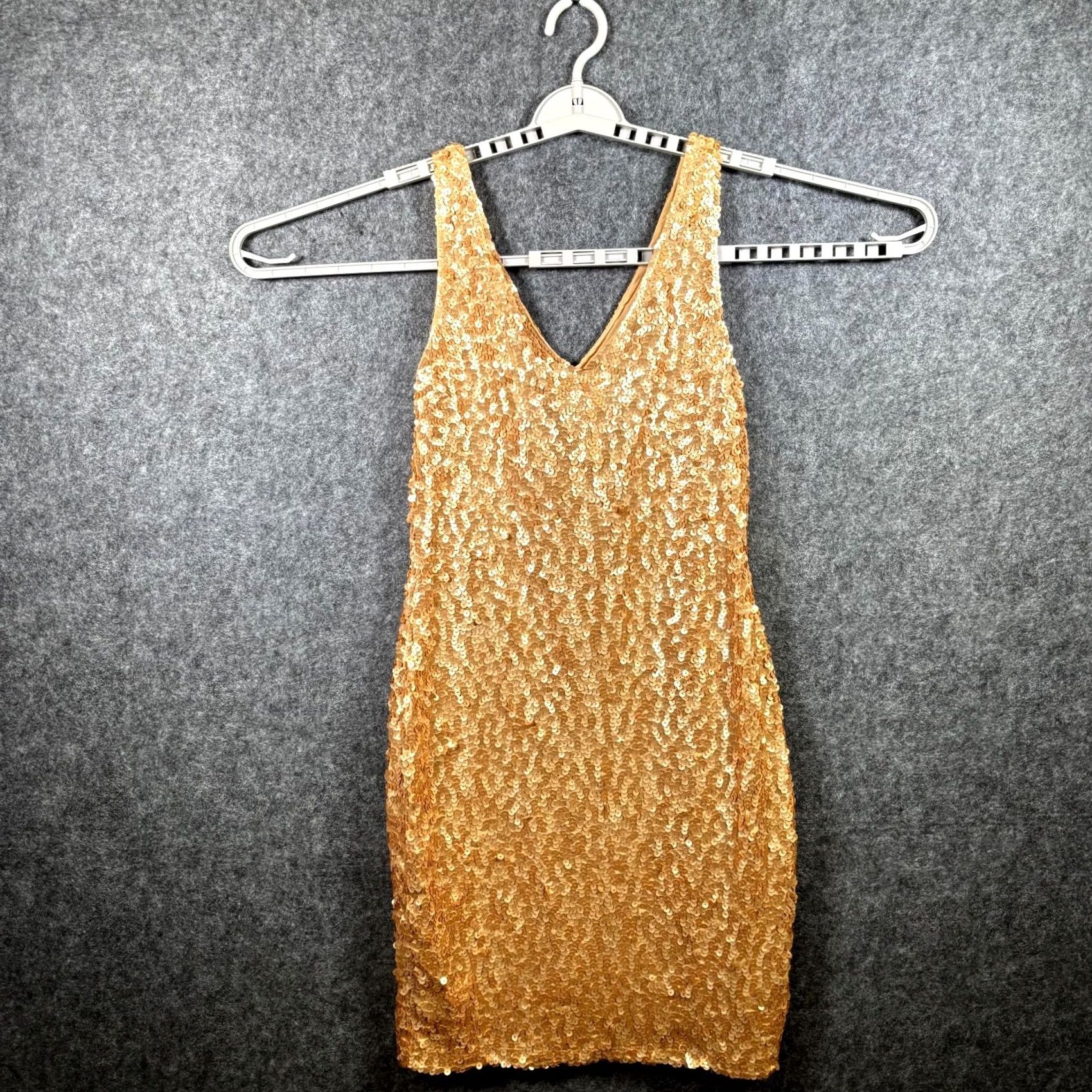 Vintage Pretty Guide Women's L Gold Sequin Sheath Dress Party Cocktail Wedding V-Neck Sleeveless Regular Size Size L / US 10 / IT 46 - 2 Thumbnail