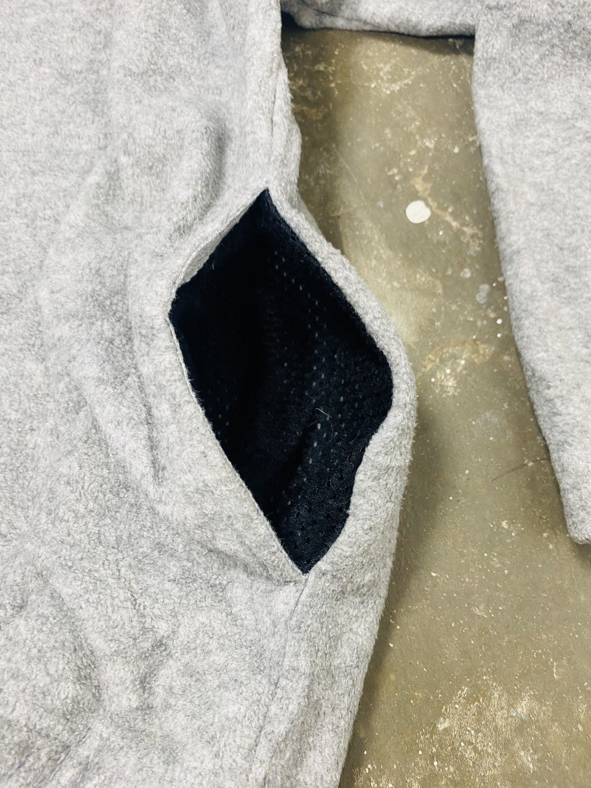 Tommy Hilfiger Vintage 90s Tommy Hilfiger Half Zipper Fleece Sweater Size US L / EU 52-54 / 3 - 9 Thumbnail