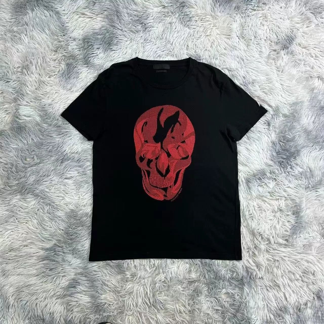 Alexander McQueen Alexander McQueen Skull Short-Sleeve T-Shirt Size US S / EU 44-46 / 1 - 1 Thumbnail