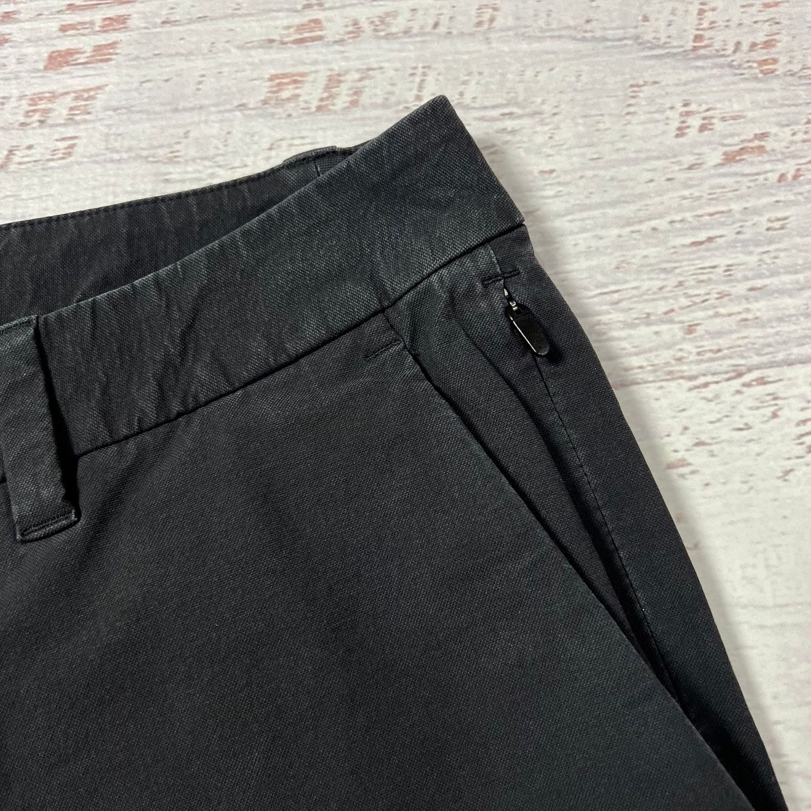 Lululemon Lululemon ABC Slim Fit Trouser Black VersaTwill 31x28 Size US 31 - 10 Thumbnail