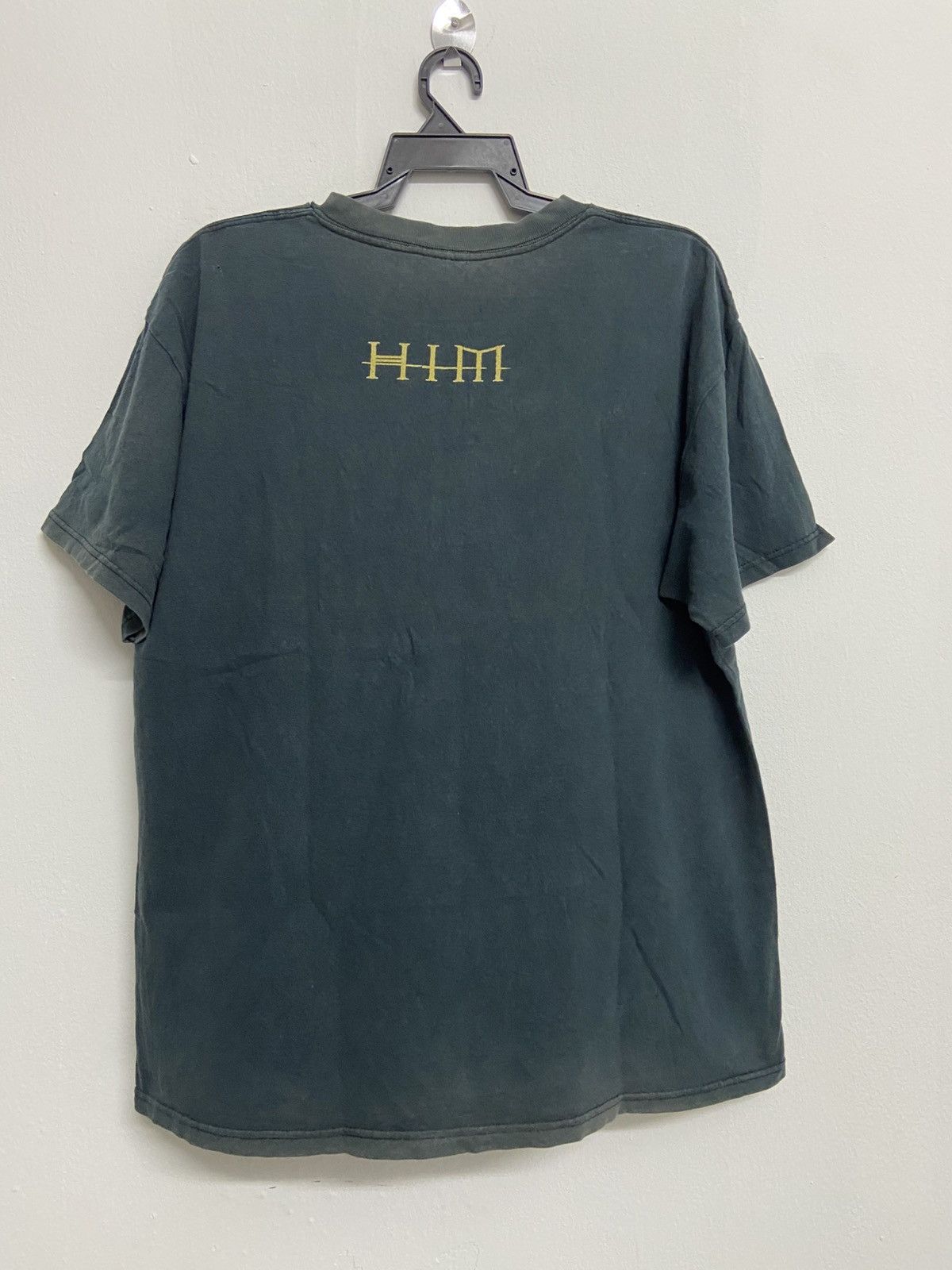 Band Tees × Vintage Vintage 90s HIM Glam Rock Band Tee Size US L / EU 52-54 / 3 - 4 Thumbnail