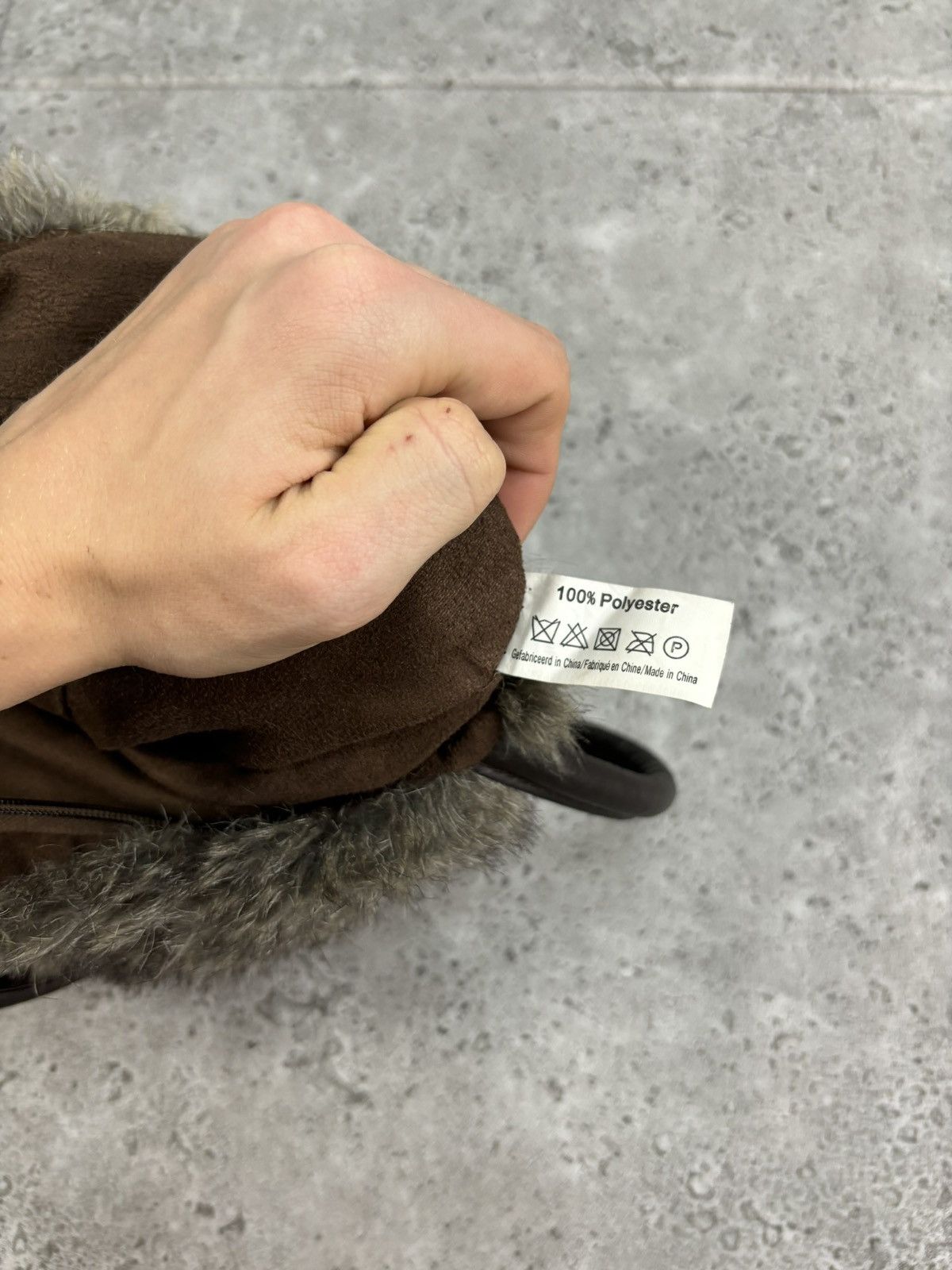 Japanese Brand 2000s Avant Garde Rick Owens Style Fur Bag Size ONE SIZE - 7 Thumbnail
