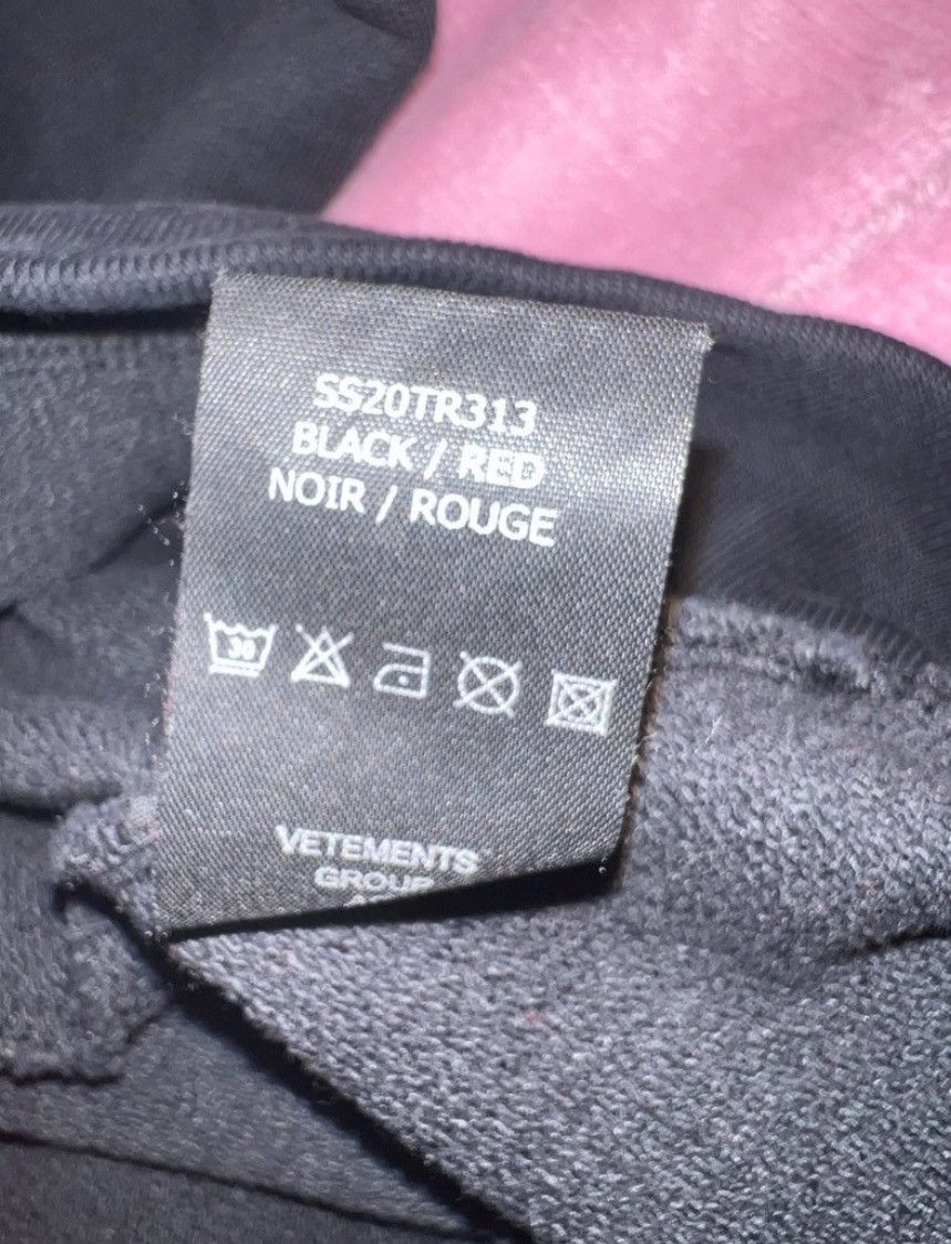 Vetements Vetements Anarchy Hoodie Size US L / EU 52-54 / 3 - 4 Thumbnail