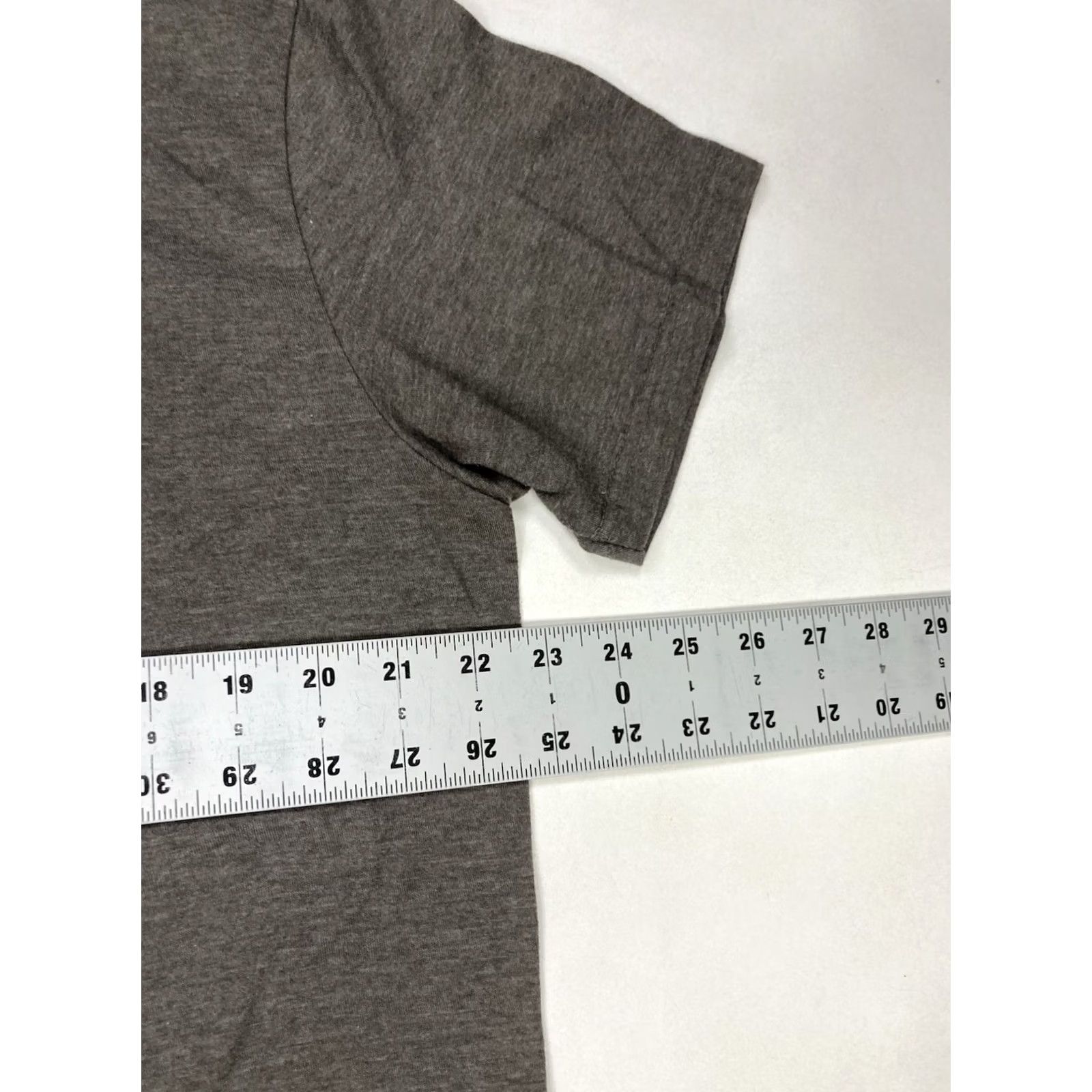 Gap VINTAGE Gap Batman Logo Graphic T-shirt Men L Brown Heather Retro Movie Merch Graphic Print Short Sleeve Crew Neck 2020s Mens Size US L / EU 52-54 / 3 - 6 Thumbnail
