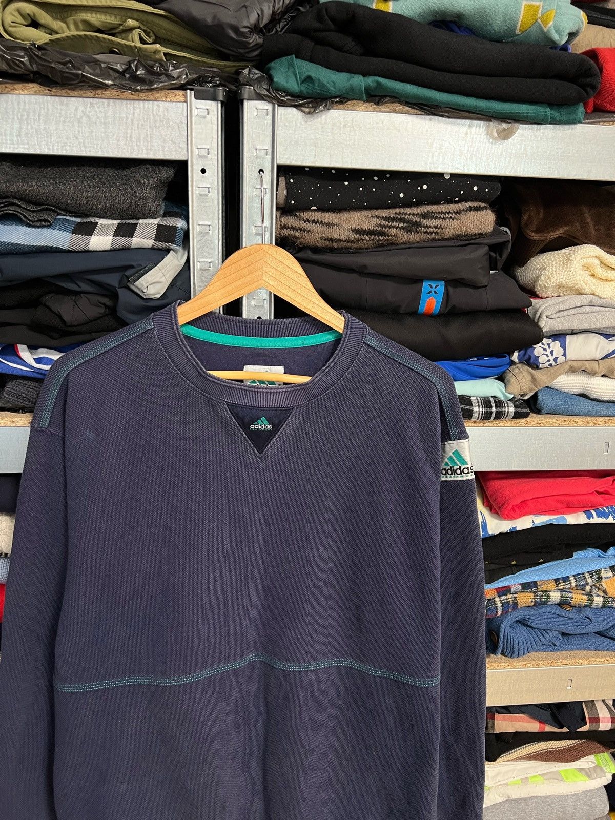 Adidas Vintage Adidas Equipment Logo Sweatshirt Oversized 90s Sz M Size US M / EU 48-50 / 2 - 2 Thumbnail