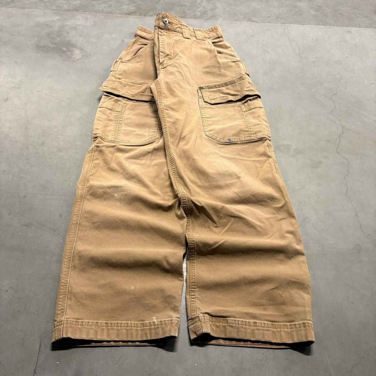 Vintage Crazy Vintage Y2K/2000s Baggy Tan Khaki Cargo Pannts! Size US 32 / EU 48 - 3 Thumbnail