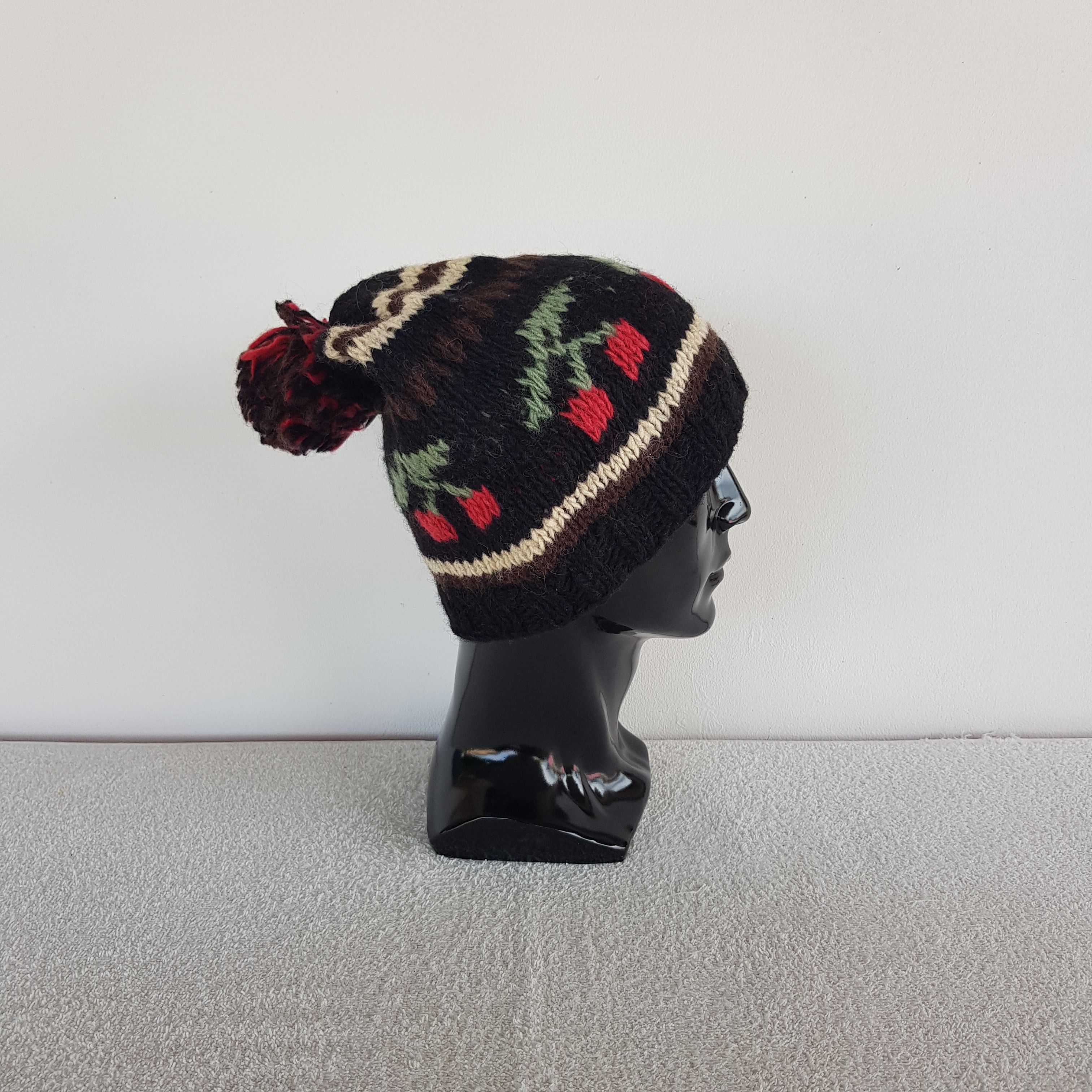 Japanese Brand Vintage Nice Beanie Crochet Wool Snow Caps Hats Size ONE SIZE - 3 Thumbnail