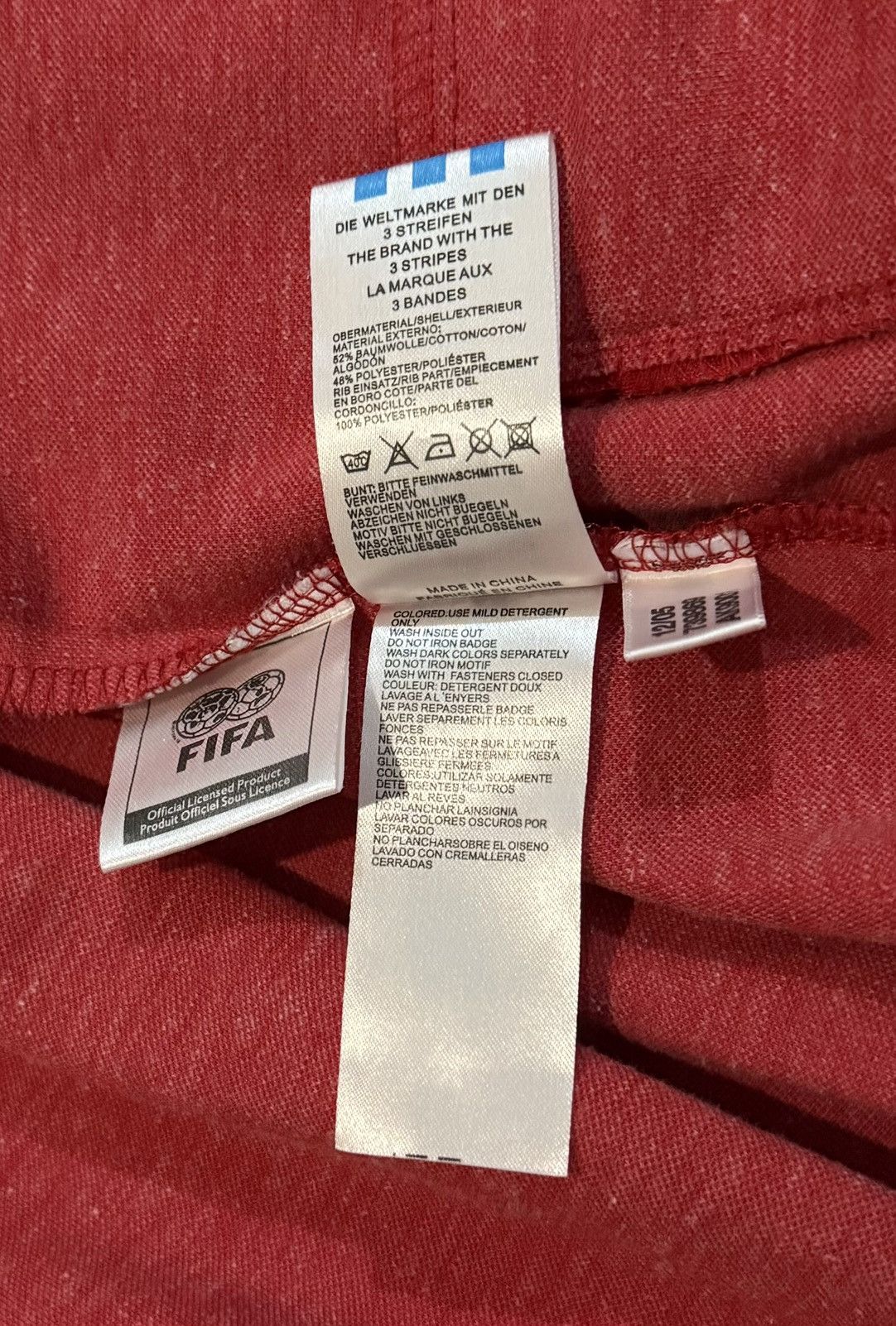 Adidas Vintage Adidas Tracksuit Top Size Medium (2005) Size US M / EU 48-50 / 2 - 10 Thumbnail