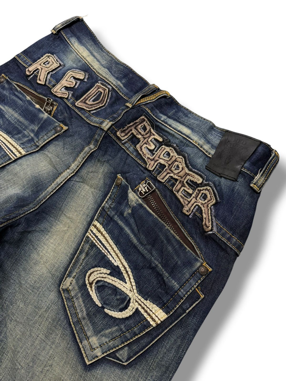 Japanese Brand Vintage Red Pepper Japan & Co | Y2K Heavy Fade Studded | W35 Size US 35 - 8 Thumbnail