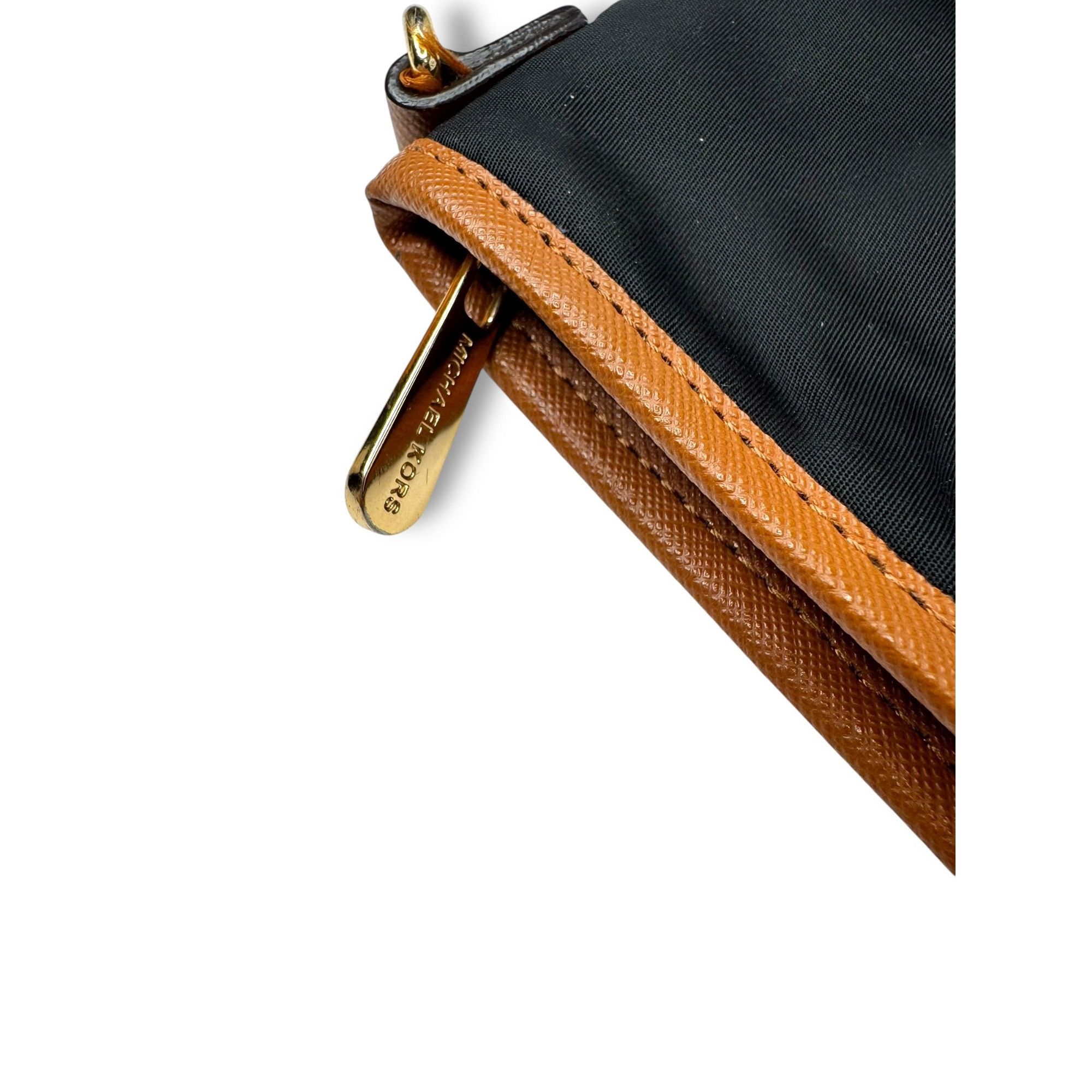 Michael Kors Michael Kors Kempton Black Nylon Wristlet Gold Tone Hardware Size ONE SIZE - 11 Thumbnail