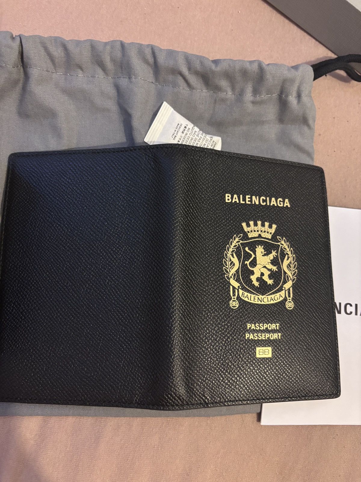 Balenciaga Balenciaga passport holder Size ONE SIZE - 6 Thumbnail