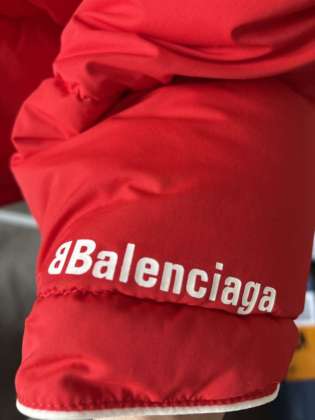 Balenciaga Balenciaga football puffer Size US S / EU 44-46 / 1 - 4 Thumbnail