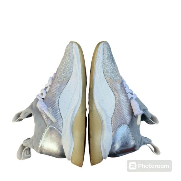 Versace Versace Silver Spackle Chain Reaction sneakers size 37.5 Size US 7.5 / IT 37.5 - 3 Thumbnail