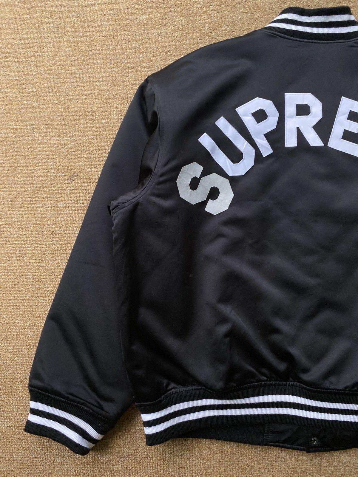Mitchell & Ness × Supreme SUPREME MITCHELL & NESS VARSITY SIZE XL Size US XL / EU 56 / 4 - 14 Thumbnail