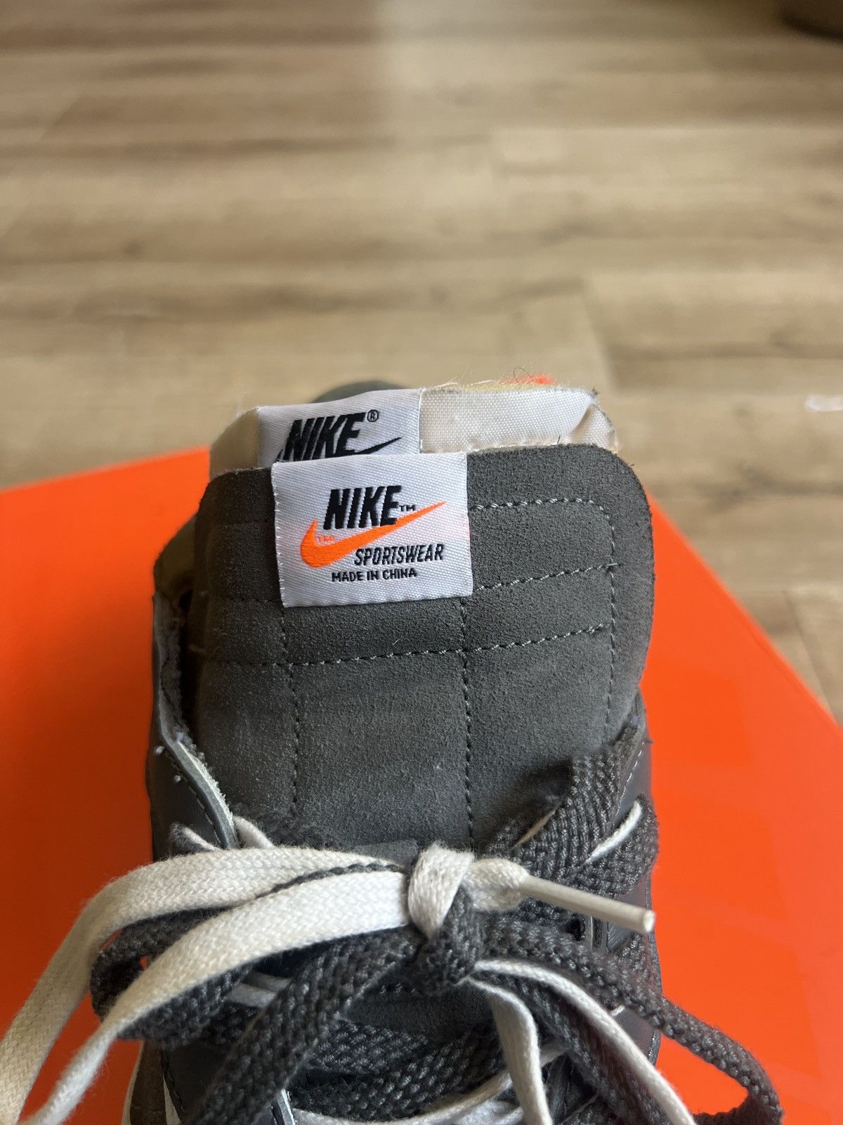 Nike × Sacai Nike Blazer Low Sacai Size US 10 / EU 43 - 7 Thumbnail