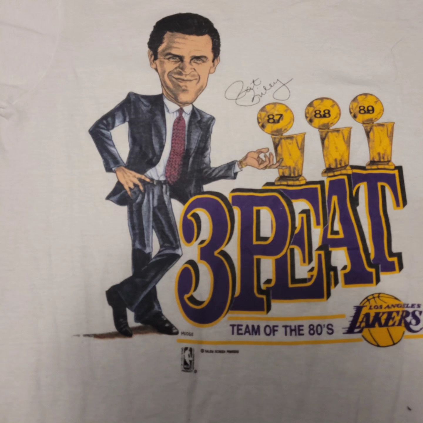Other Pat Riley 3peat vintage lakers shirt Size US L / EU 52-54 / 3 - 6 Thumbnail