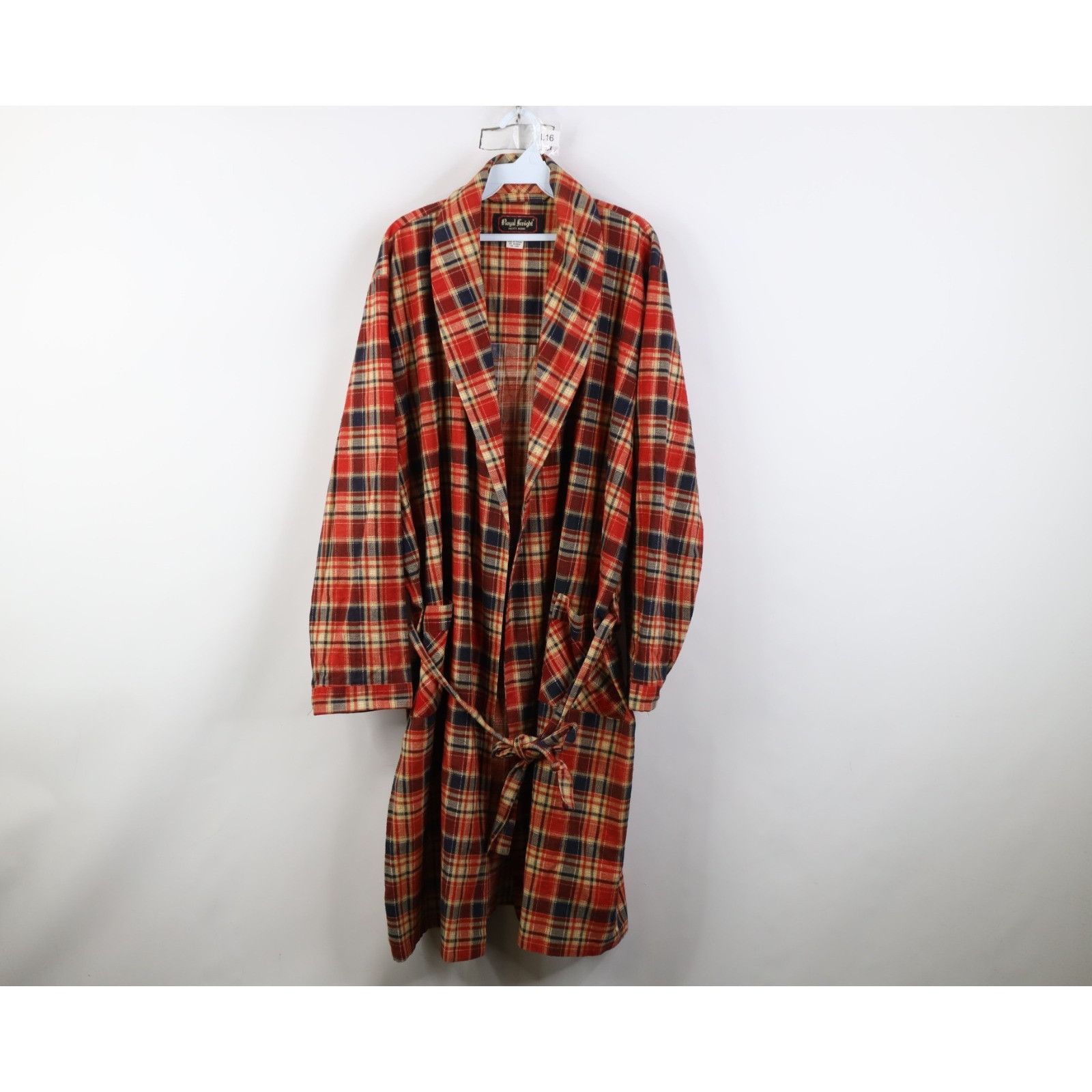 Vintage Vintage 70s Streetwear Distressed Flannel Belted Bath Robe Size US L / EU 52-54 / 3 - 1 Thumbnail