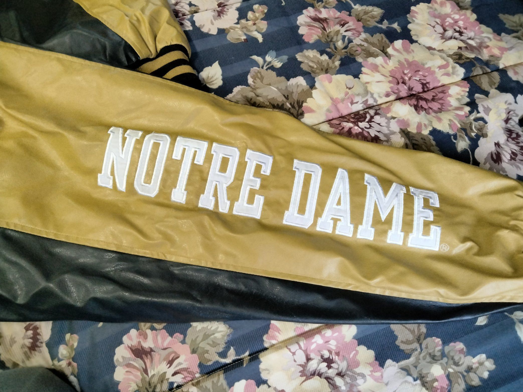 Steve And Barrys Notre Dame Fighting Irish XXL Bomber Varsity Style Jacket Size US XXL / EU 58 / 5 - 4 Thumbnail
