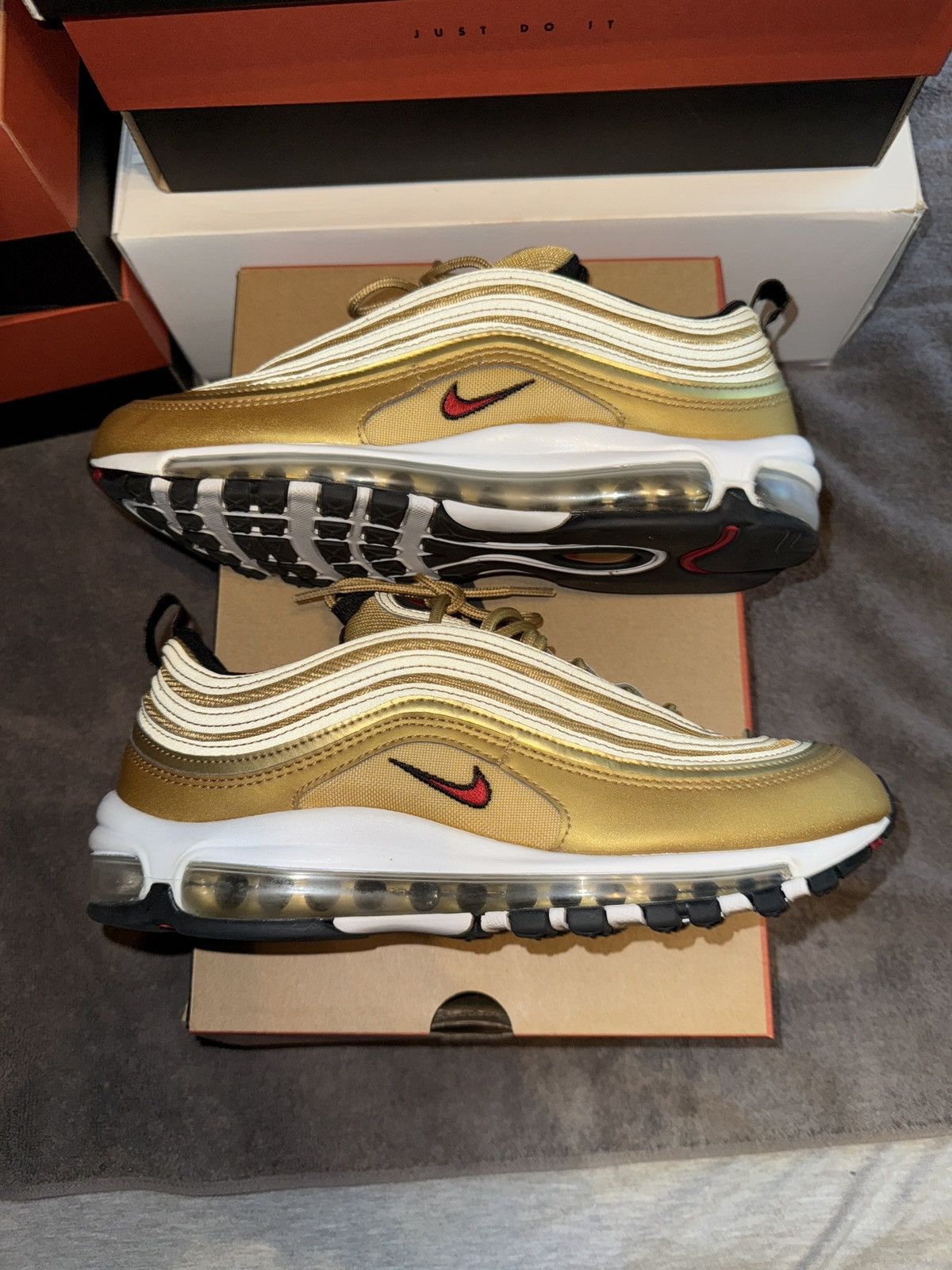 Nike Nike Air Max 97 Metallic Gold Size US 9 / EU 42 - 3 Thumbnail