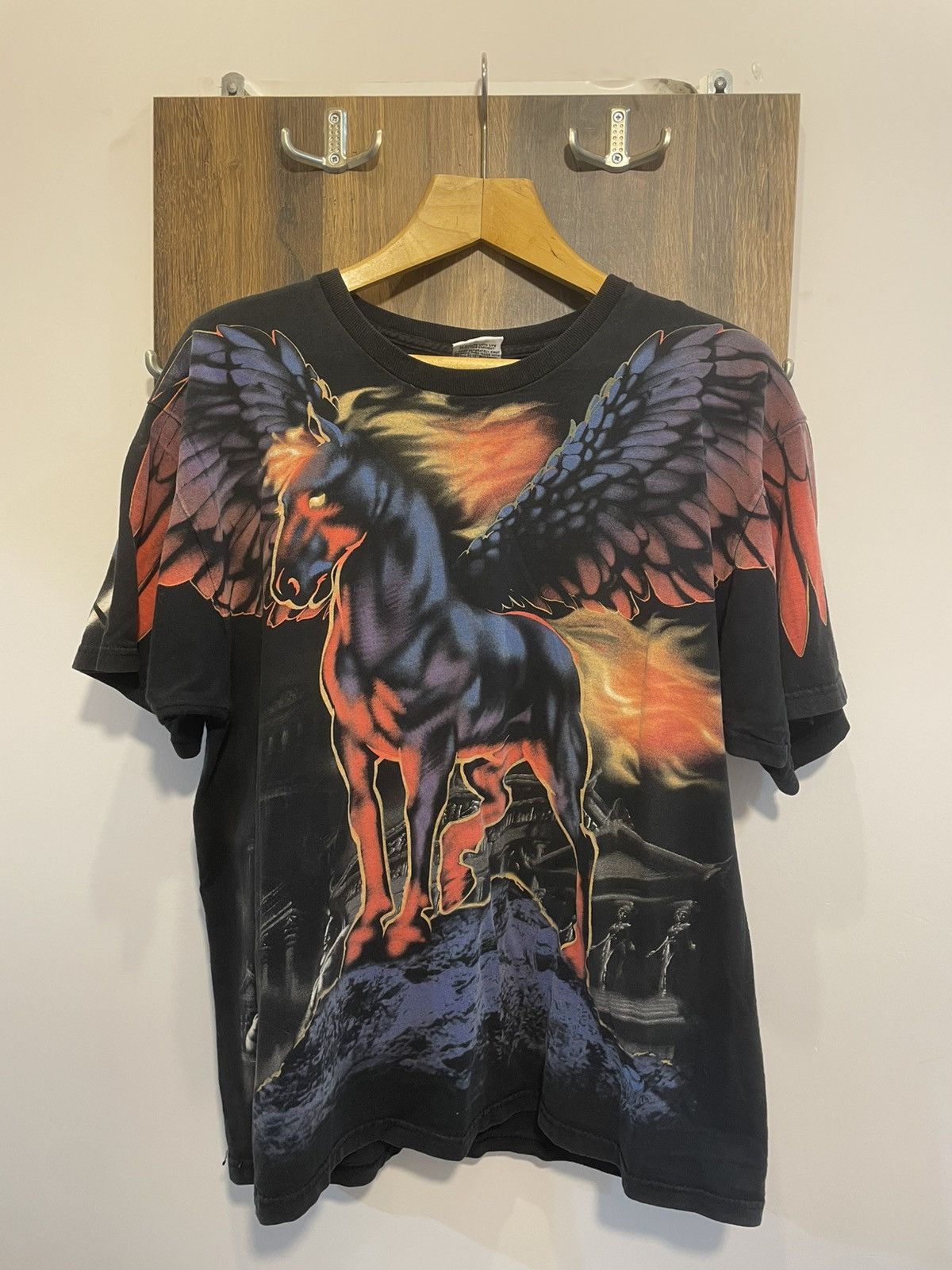 Liquid Blue Rare Vintage Liquid Blue Pegasus Tee 90s Size US L / EU 52-54 / 3 - 1 Thumbnail
