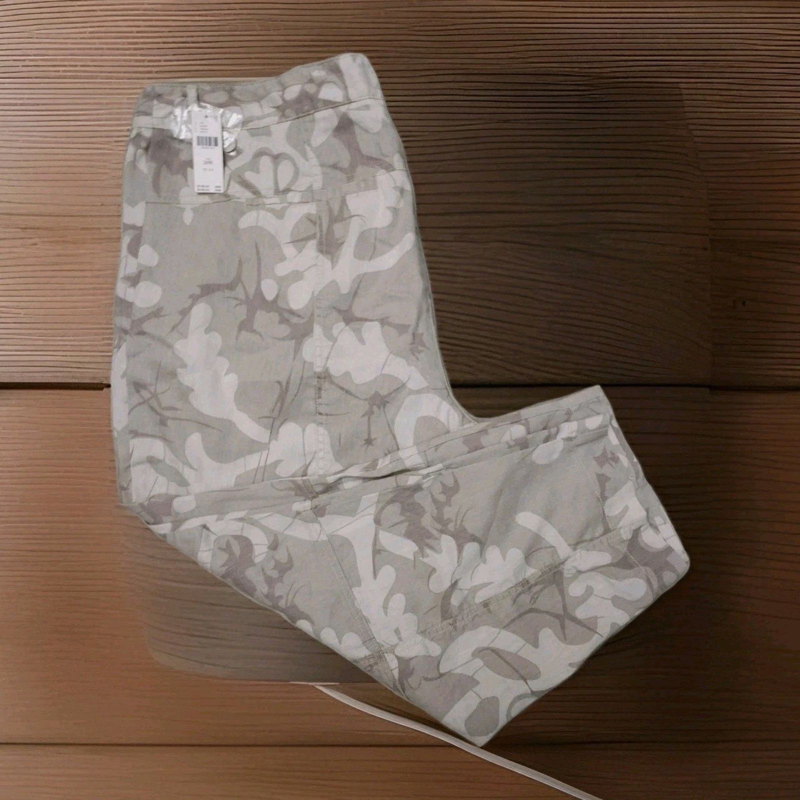 Anthropologie Anthropologie Pants Frannie Linen Blend Tapered Camo 20W Size 40" / US 18 - 7 Thumbnail