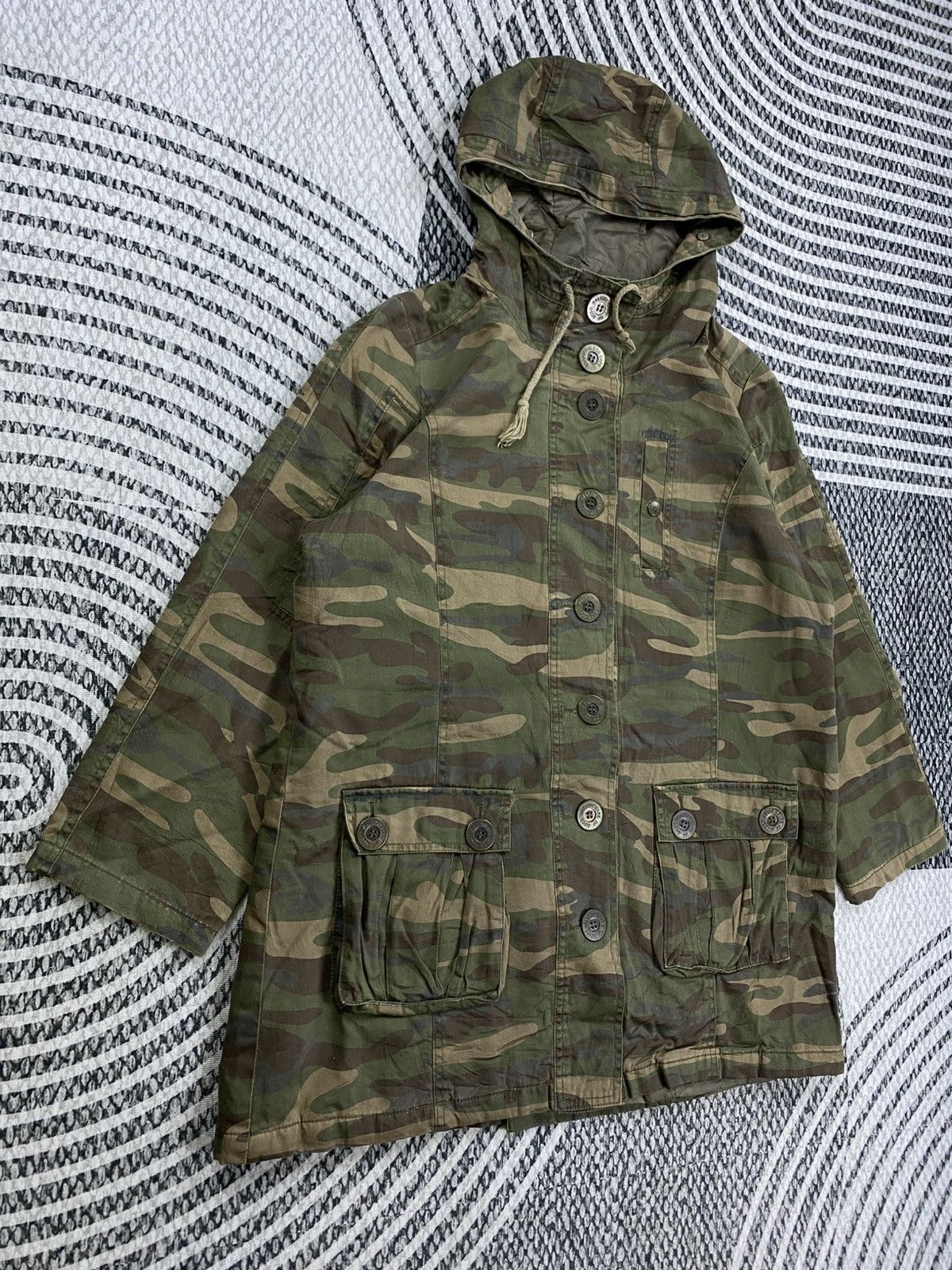 Japanese Brand Camouflage Woodland Japan Military Buttoned Hoodie Jacket Size M / US 6-8 / IT 42-44 - 3 Thumbnail