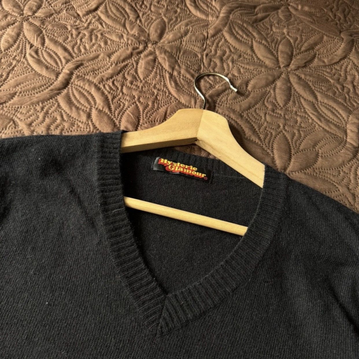 Hysteric Glamour Hysteric Glamour Archive "GOD DOG ART" V-Neck Knit Sweater Size US S / EU 44-46 / 1 - 12 Thumbnail