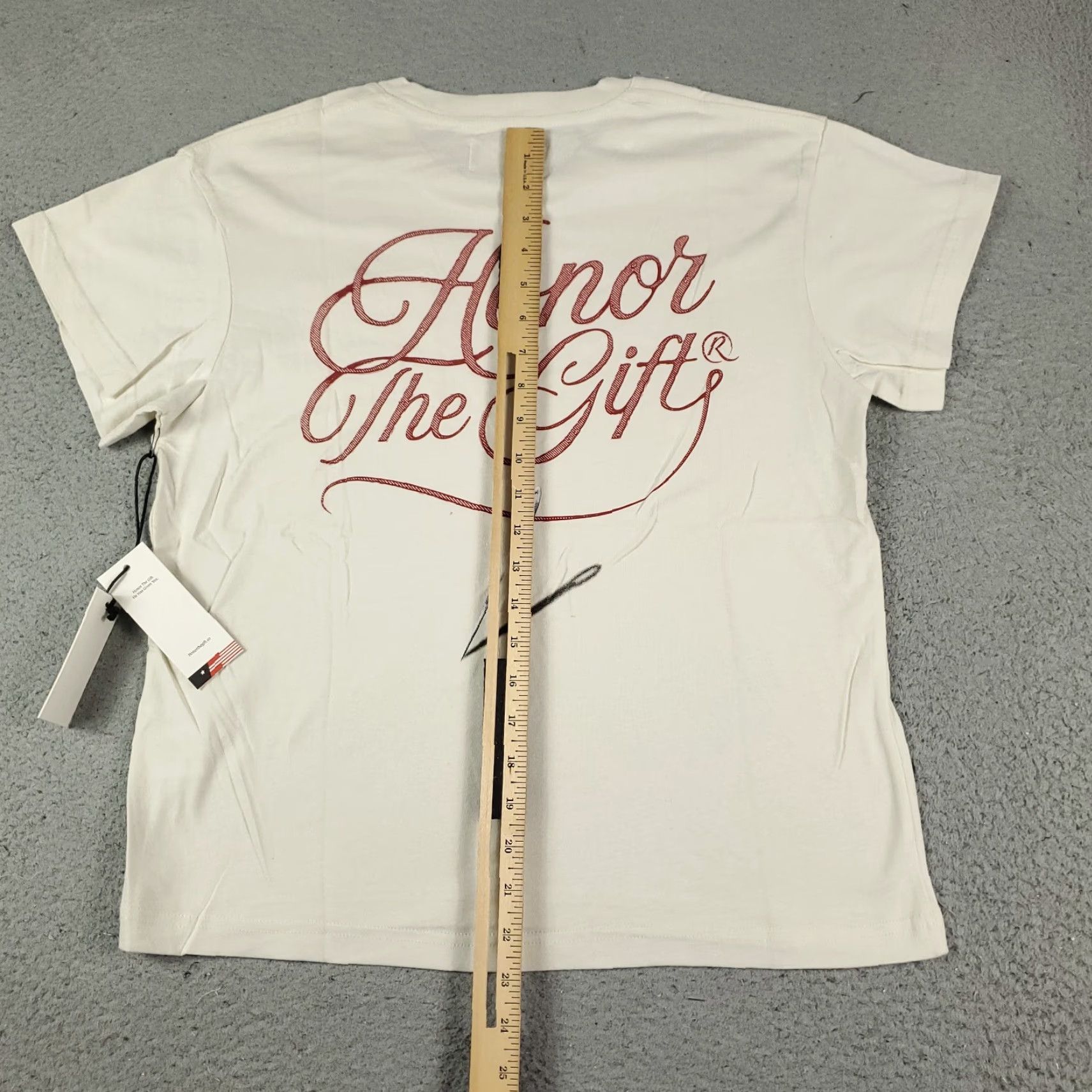 Honor the Gift VINTAGE Honor The Gift Men's T-Shirt Small Short Sleeve Graphic Cotton Beige Classic Modern Summer Size US S / EU 44-46 / 1 - 4 Thumbnail