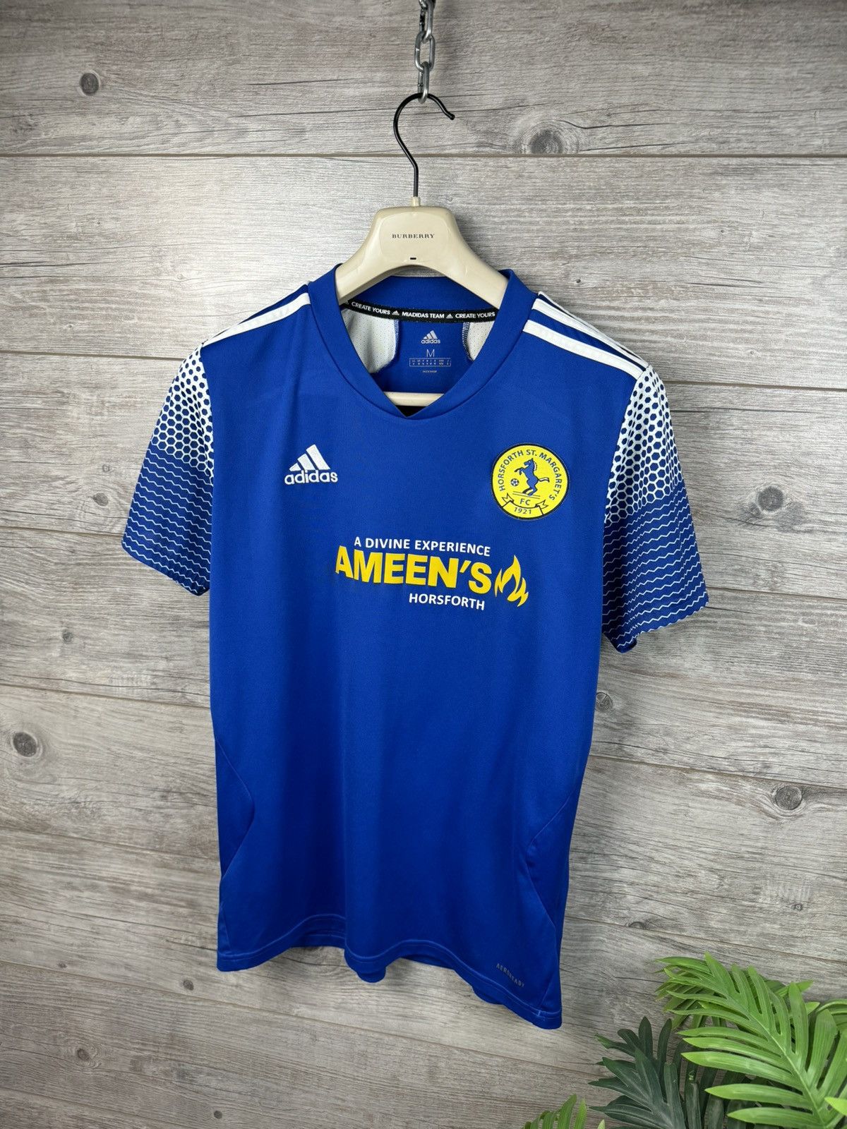 Adidas Adidas Soccer Jersey Streetwear Tee T-shirt size M Size US M / EU 48-50 / 2 - 4 Thumbnail
