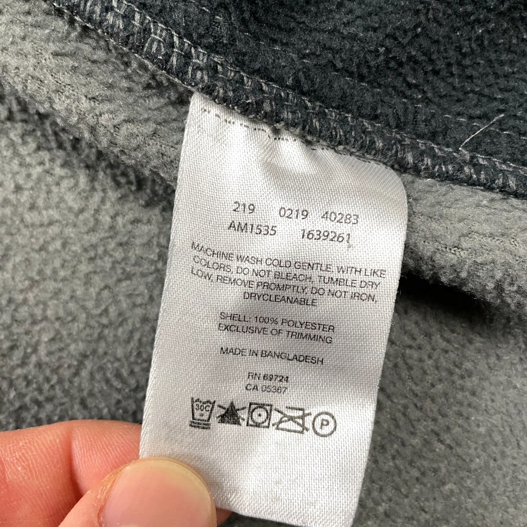 Vintage Columbia Vest Mens Large Gray Full Zip Stand-Up Collar Fleece Steens Mountain Outdoor Classic Sports VINTAGE? No (not vintage) Size US L / EU 52-54 / 3 - 7 Thumbnail