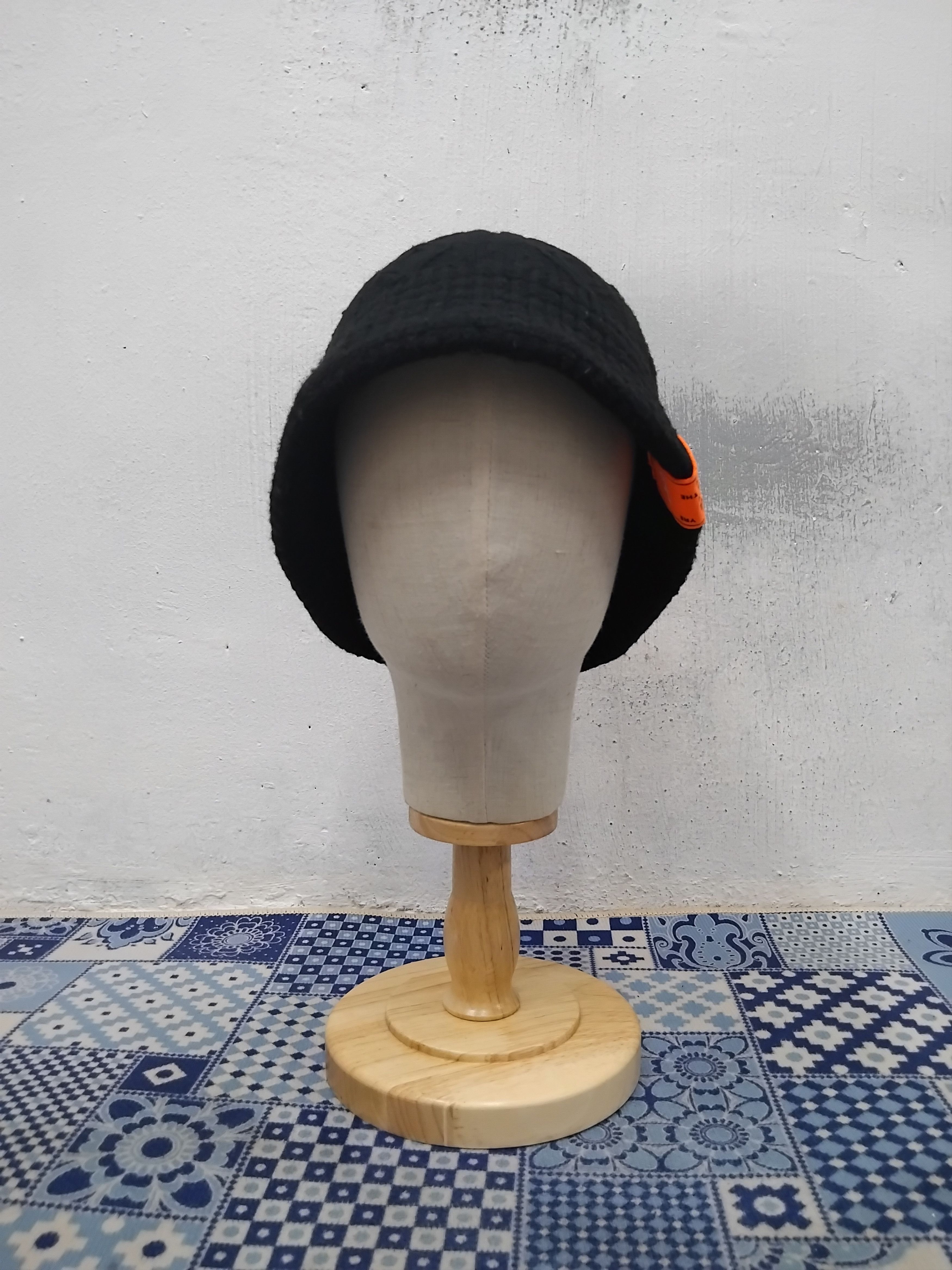 Japanese Brand 💥Yi rong yre black colour hat Size ONE SIZE - 1 Thumbnail