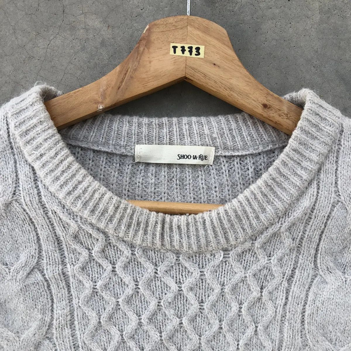 Homespun Knitwear Vintge Knitwear Warm & Soft Touch Grey Vintage Womenswear Size US L / EU 52-54 / 3 - 7 Thumbnail