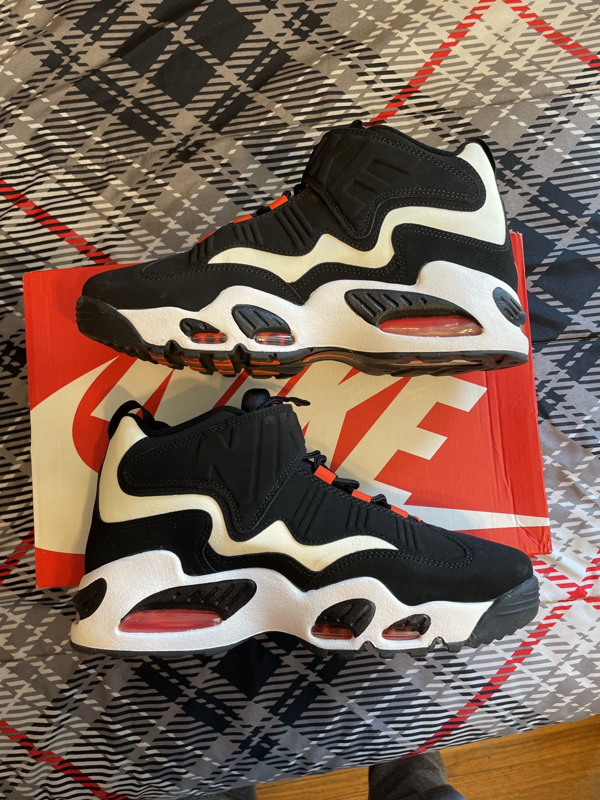 Nike Nike Air Griffey Max 1 San Francisco Colorway Size 9.5 Size US 9.5 / EU 42-43 - 3 Thumbnail