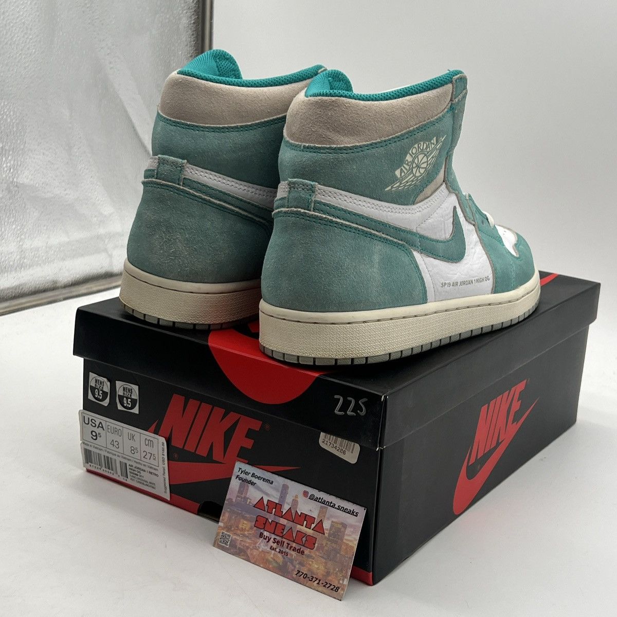 Nike Air Jordan 1 high turbo green Size US 9.5 / EU 42-43 - 5 Thumbnail