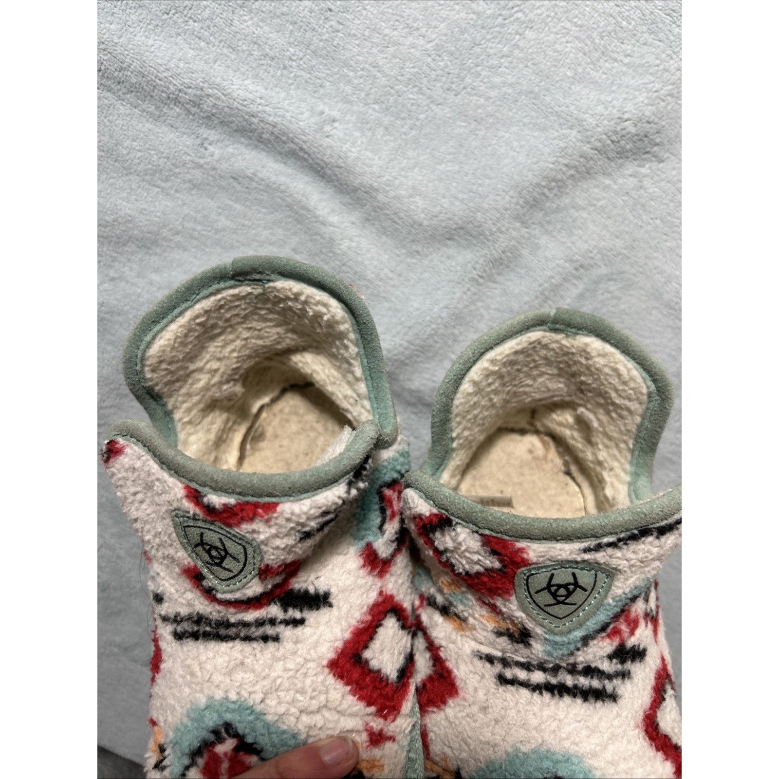Ariat ARIAT Indian Aztec Women’s Small 6.5-7 Bootie Slipper Sherpa Size US 8 / IT 38 - 8 Thumbnail